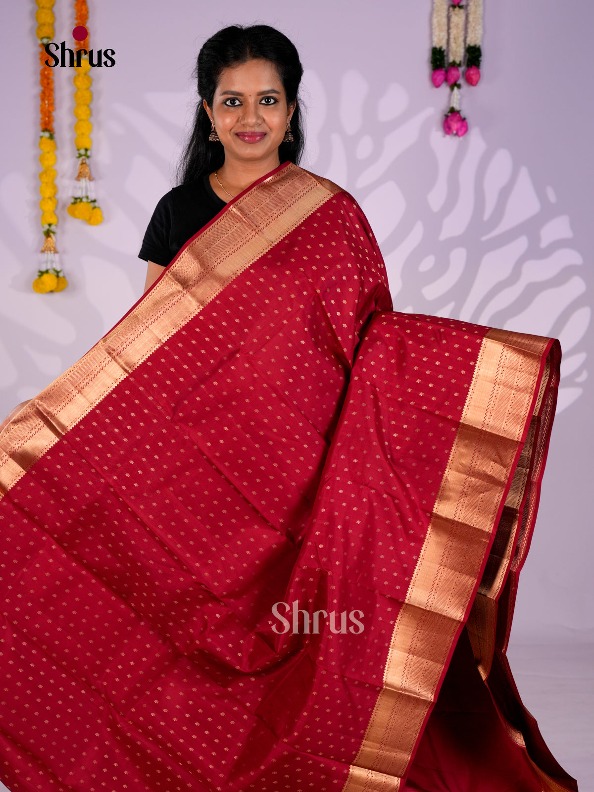 DIS23968 - Kanchipuram silk (HR) Saree - Shop on Shrus.com