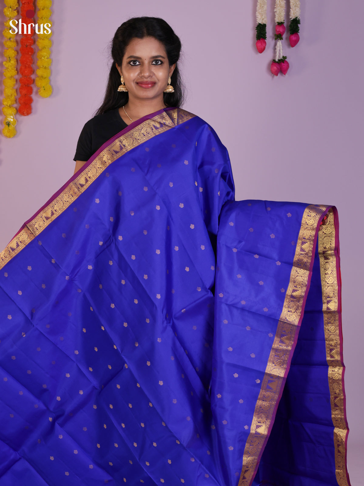DIS23975 - Kanchipuram silk (HR) Saree - Shop on Shrus.com