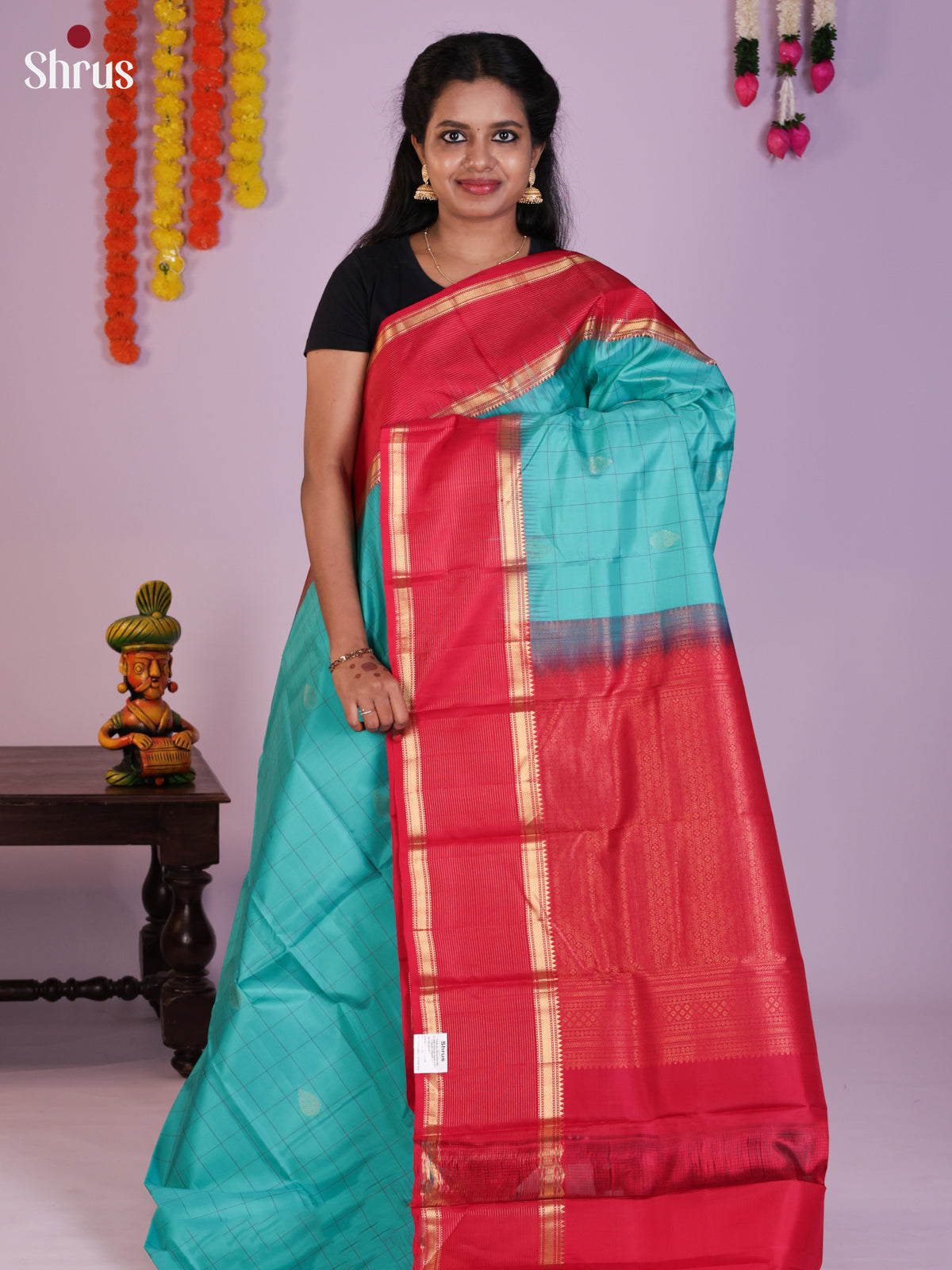 DIS23984 - Kanchipuram silk (HR) Saree - Shop on Shrus.com