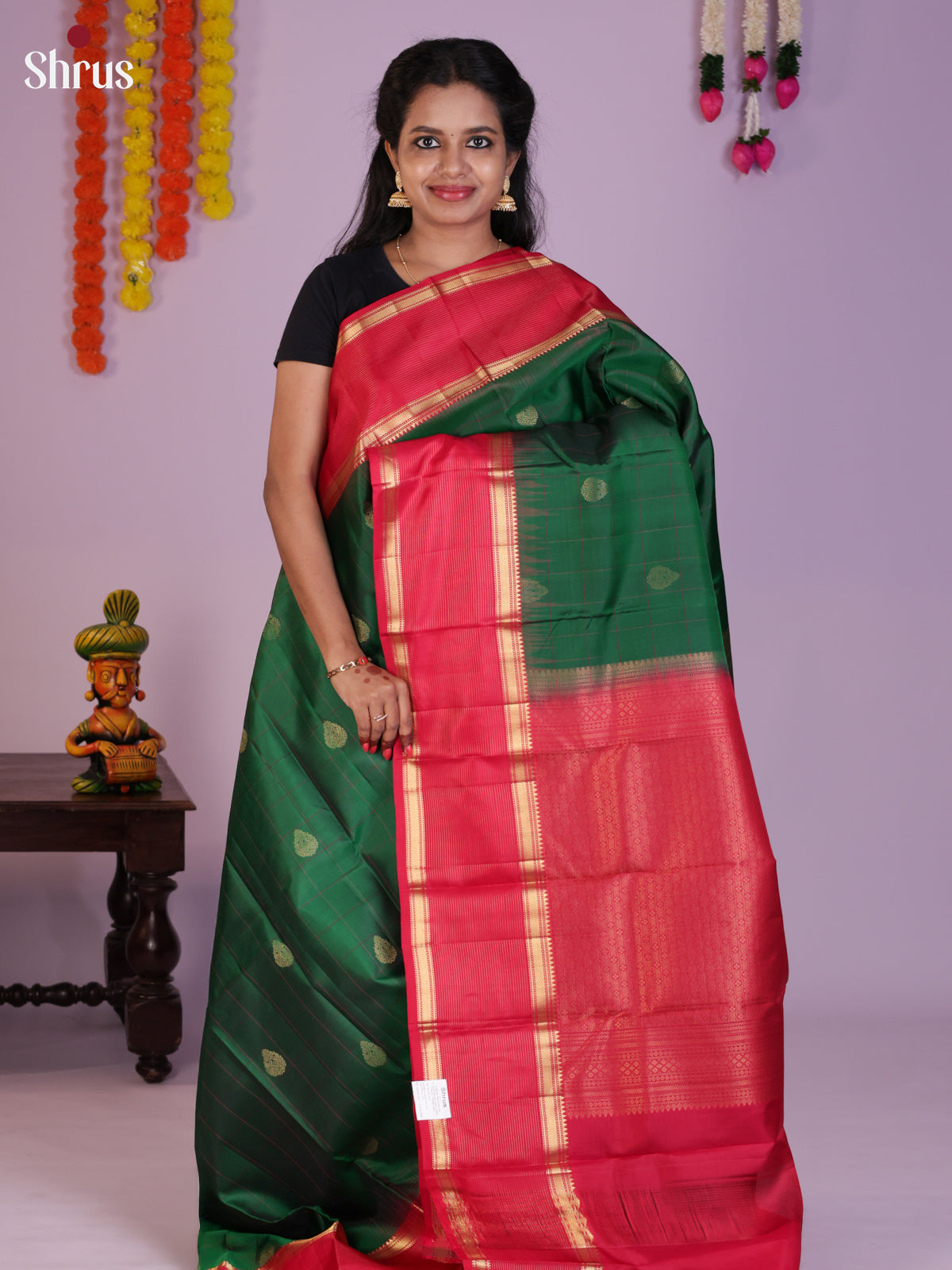DIS23985 - Kanchipuram silk (HR) Saree - Shop on Shrus.com