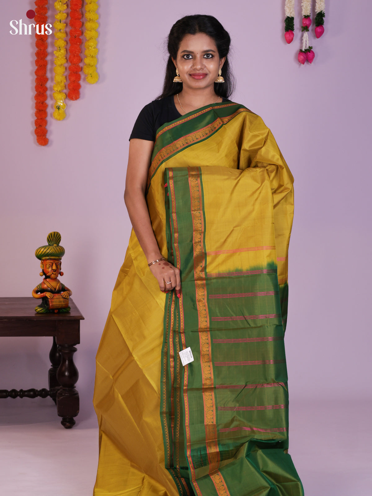 DIS23995 - Kanchipuram silk (HR) Saree - Shop on Shrus.com