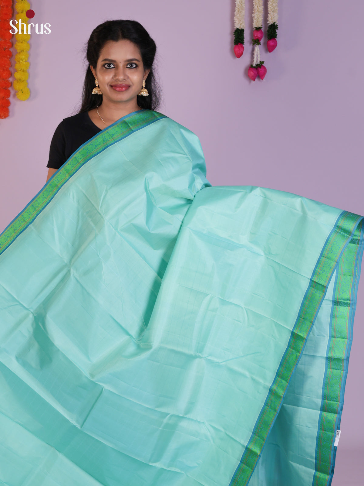 DIS23998 - Kanchipuram silk (HR) Saree - Shop on Shrus.com