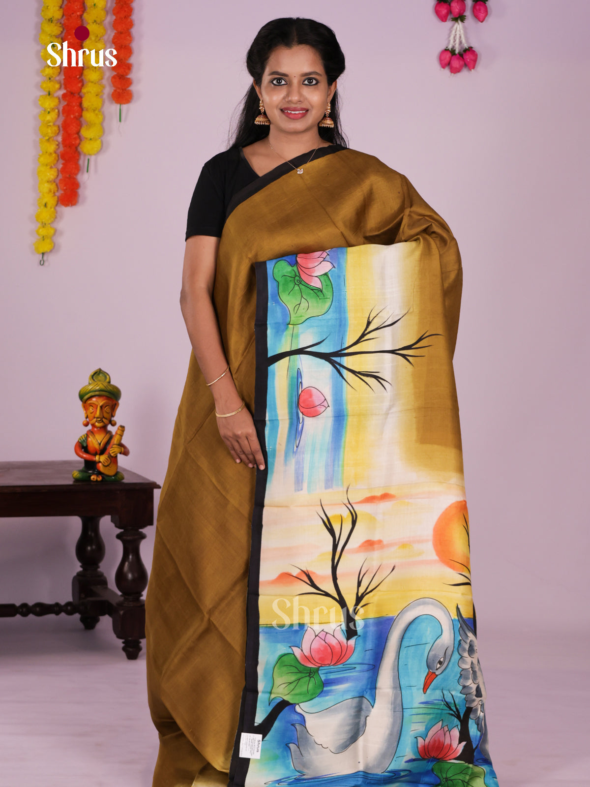 DIS24038 - Tussar Saree - Shop on Shrus.com