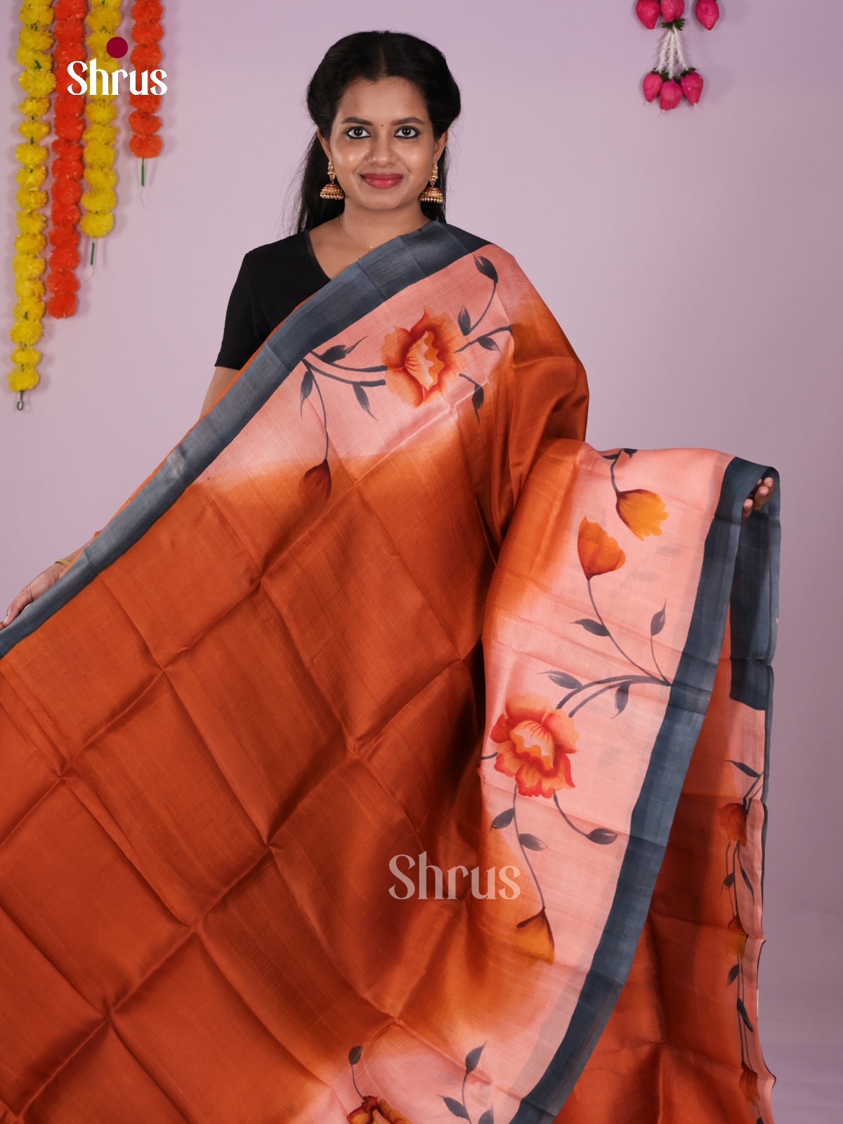 DIS24062 - Tussar Saree - Shop on Shrus.com