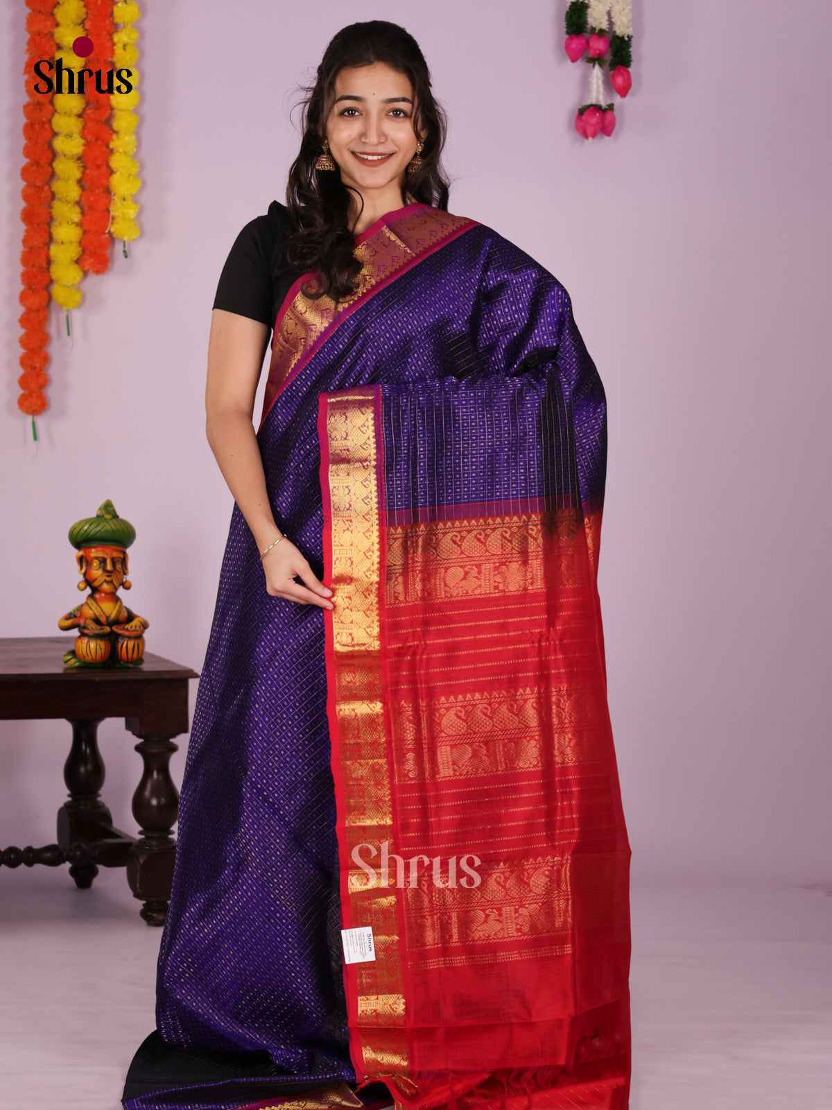 DIS24240 - Silk Cotton Saree - Shop on Shrus.com