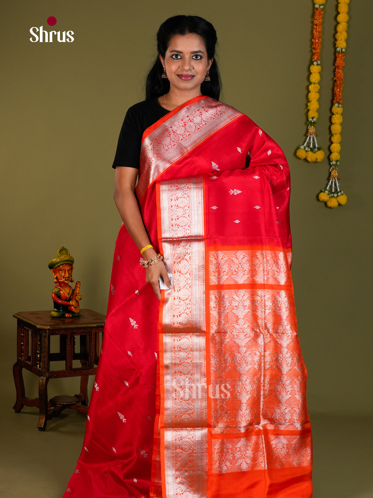 DIS24303 - Venkatagiri silk Saree - Shop on Shrus.com