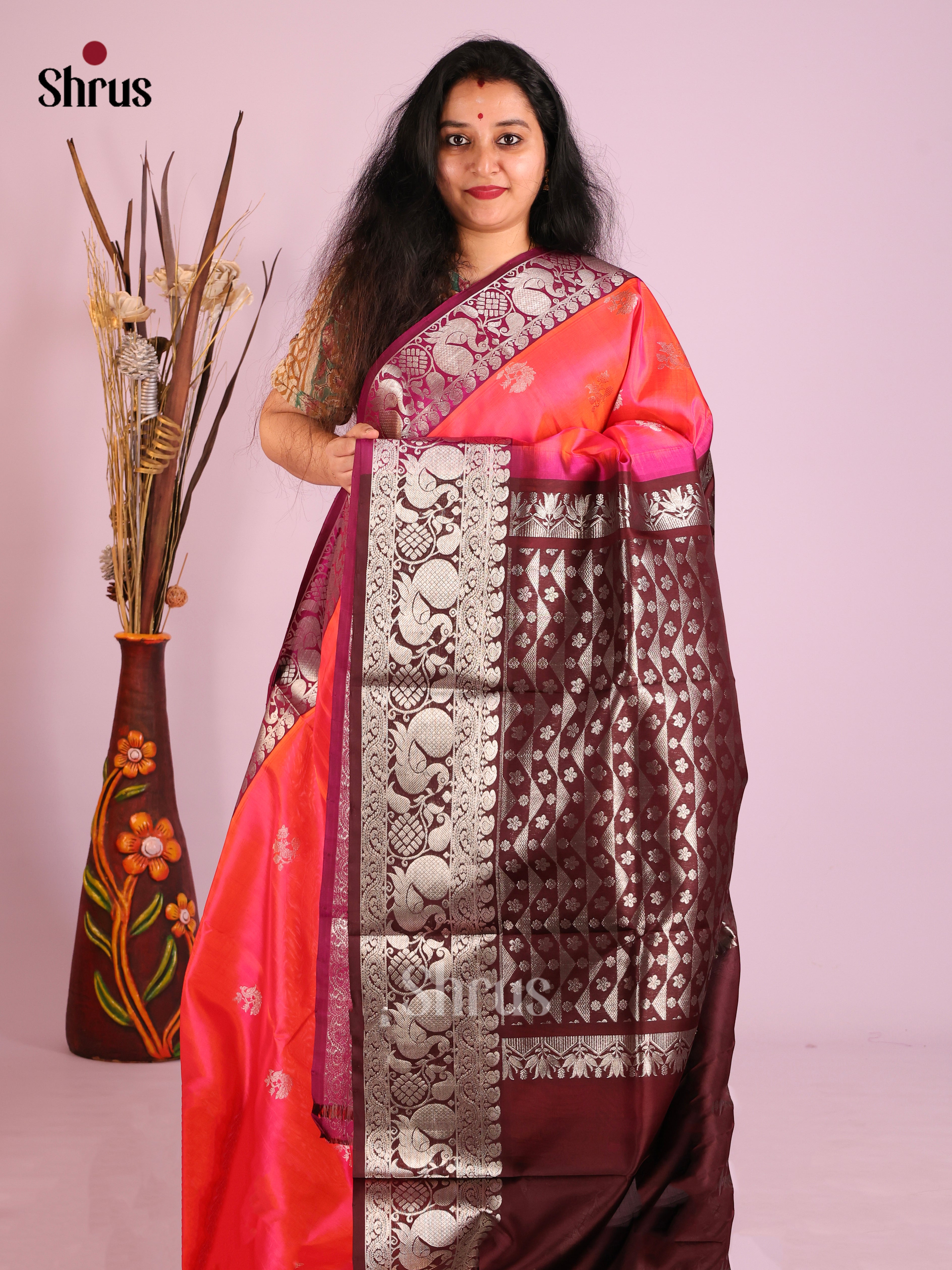 Radiant Orangish Pink Venkatagiri silk Saree adorned with rich zari peacock motifs border - Shop on Shrus.com