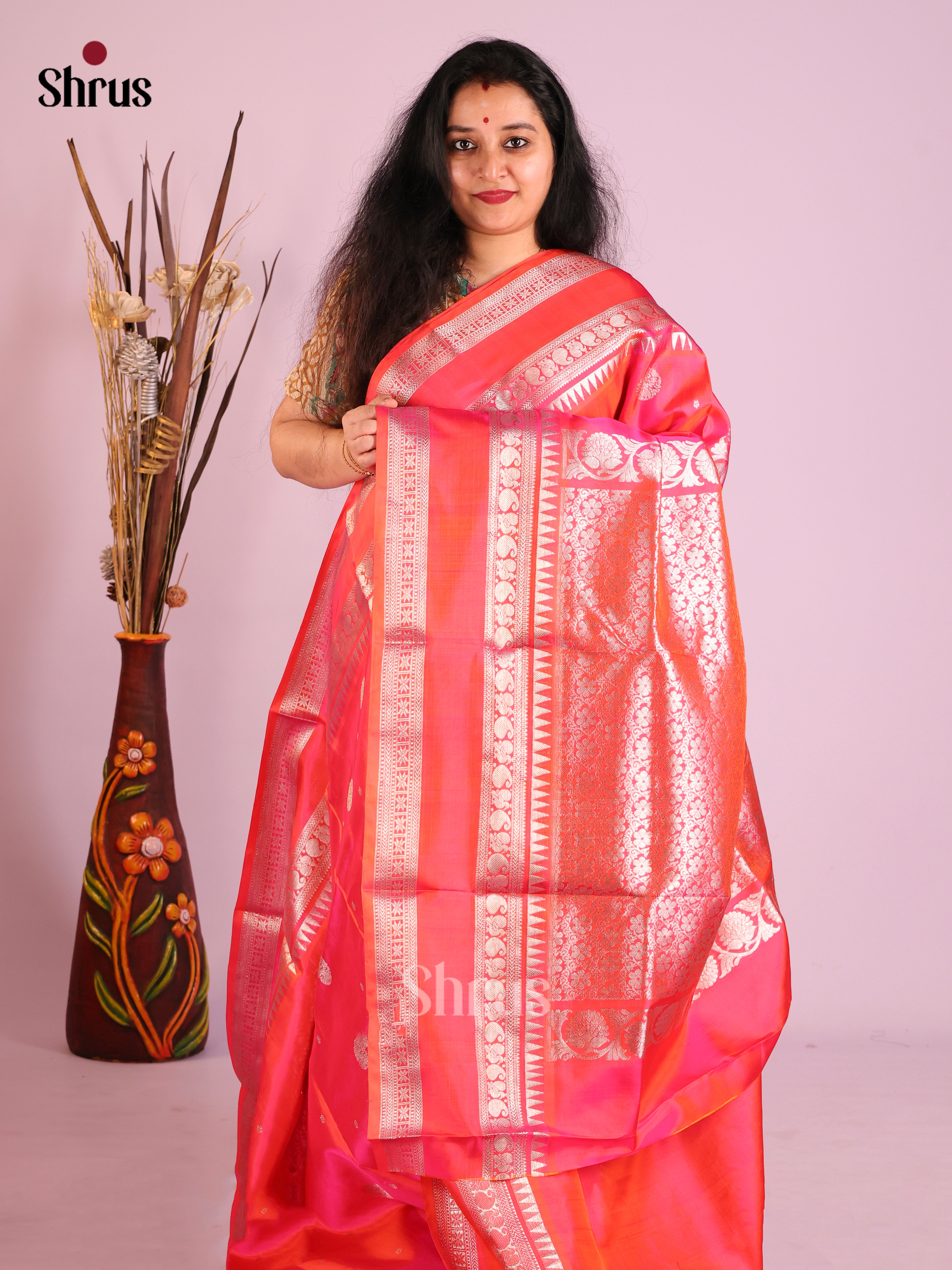 Orangish Pink single tone Venkatagiri silk Saree with zari floral buttas , rettaipet border - Shop on Shrus.com