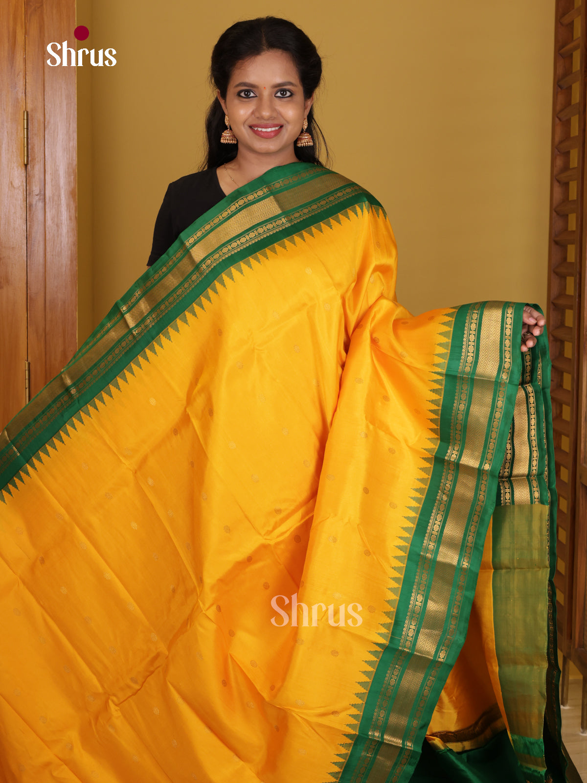 DIS24717 - Gadwal silk Saree - Shop on Shrus.com
