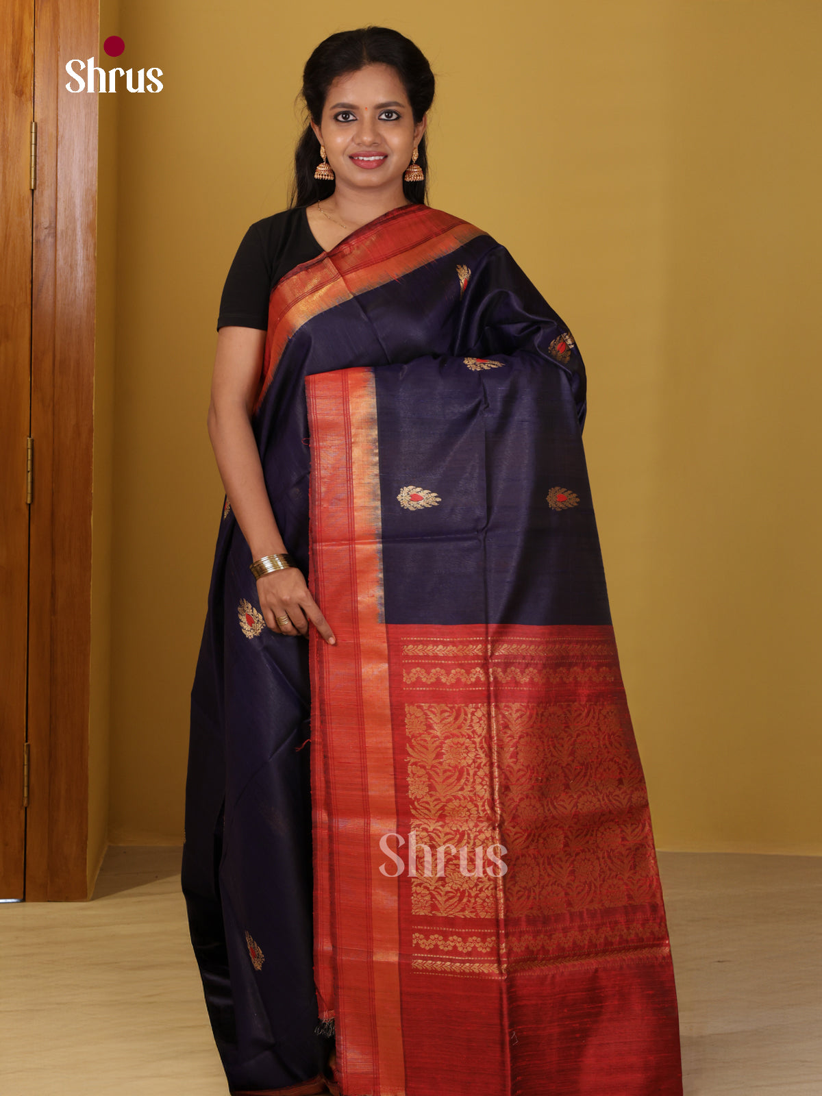 DIS24835 - Raw Silk Saree - Shop on Shrus.com