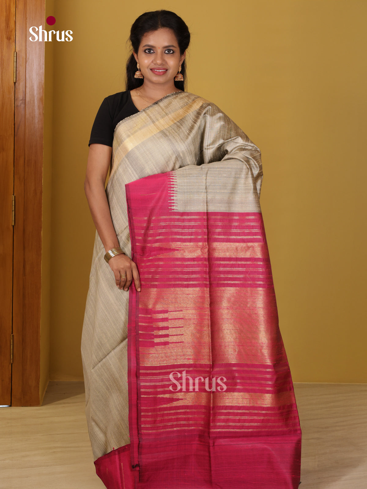 DIS24855 - Raw Silk Saree - Shop on Shrus.com