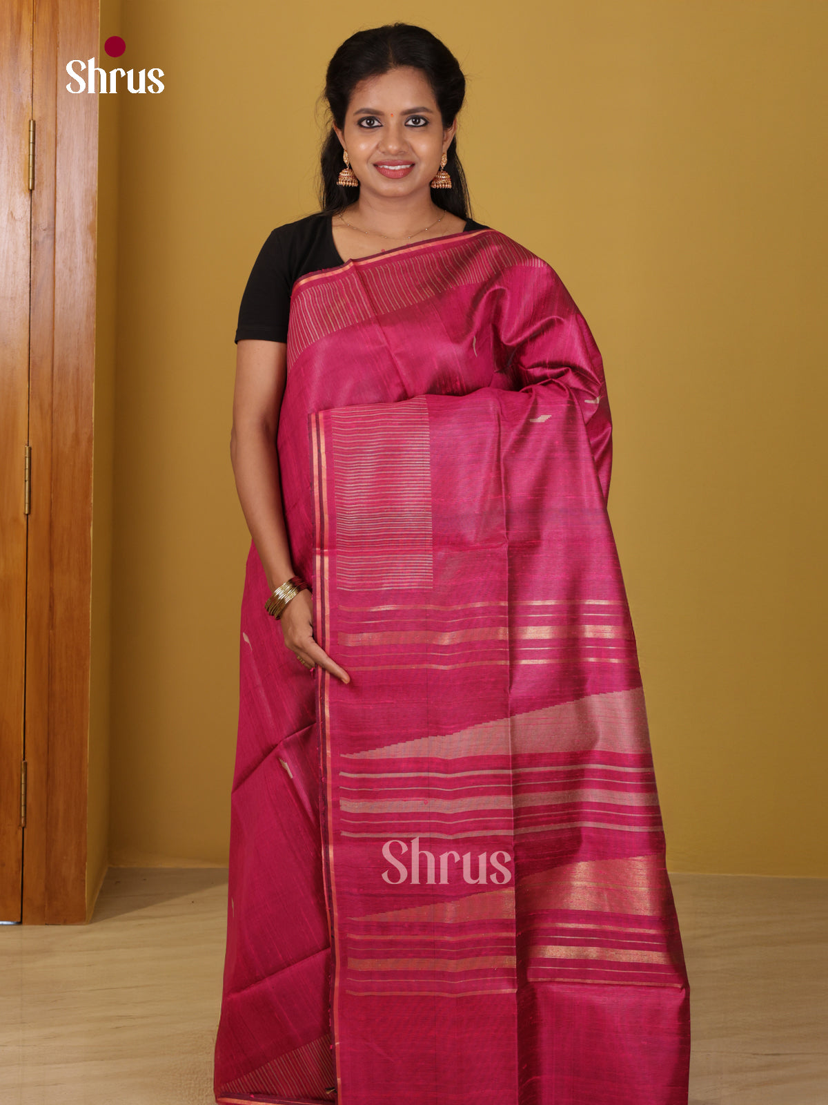 DIS24870 - Raw Silk Saree - Shop on Shrus.com