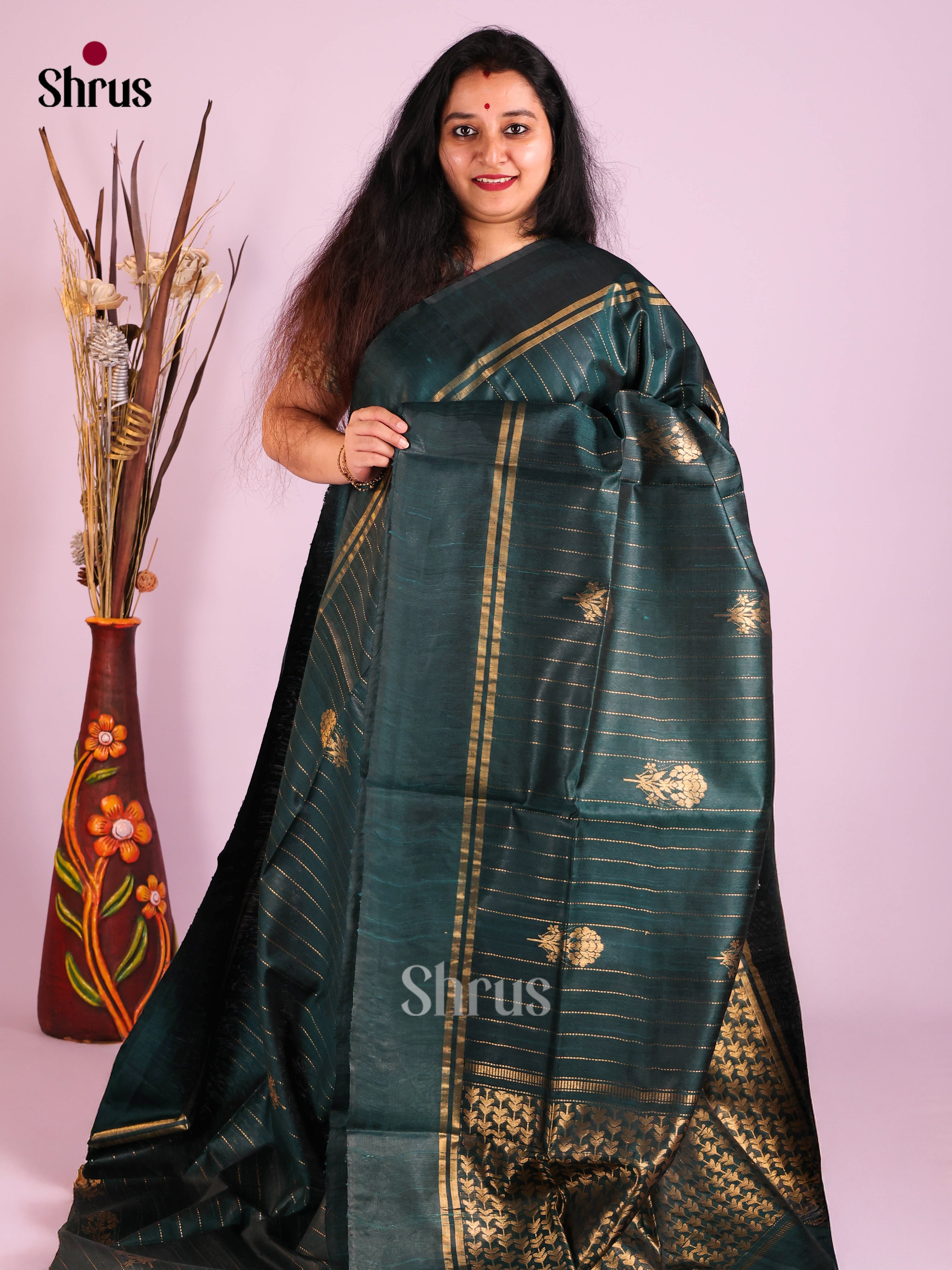 DIS24889 - Raw Silk Saree - Shop on Shrus.com