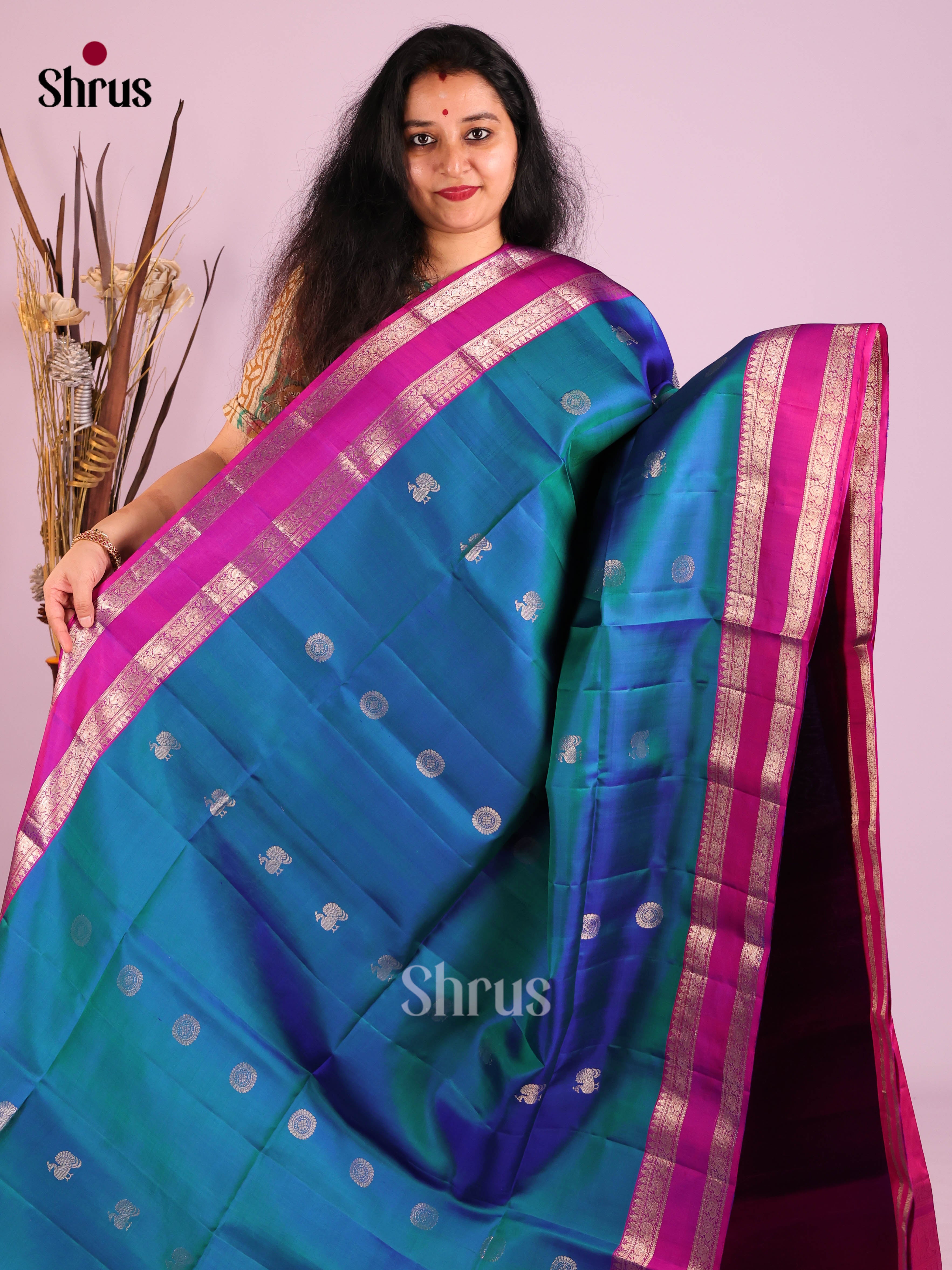 DIS25373 - Soft Silk (HR) Saree - Shop on Shrus.com