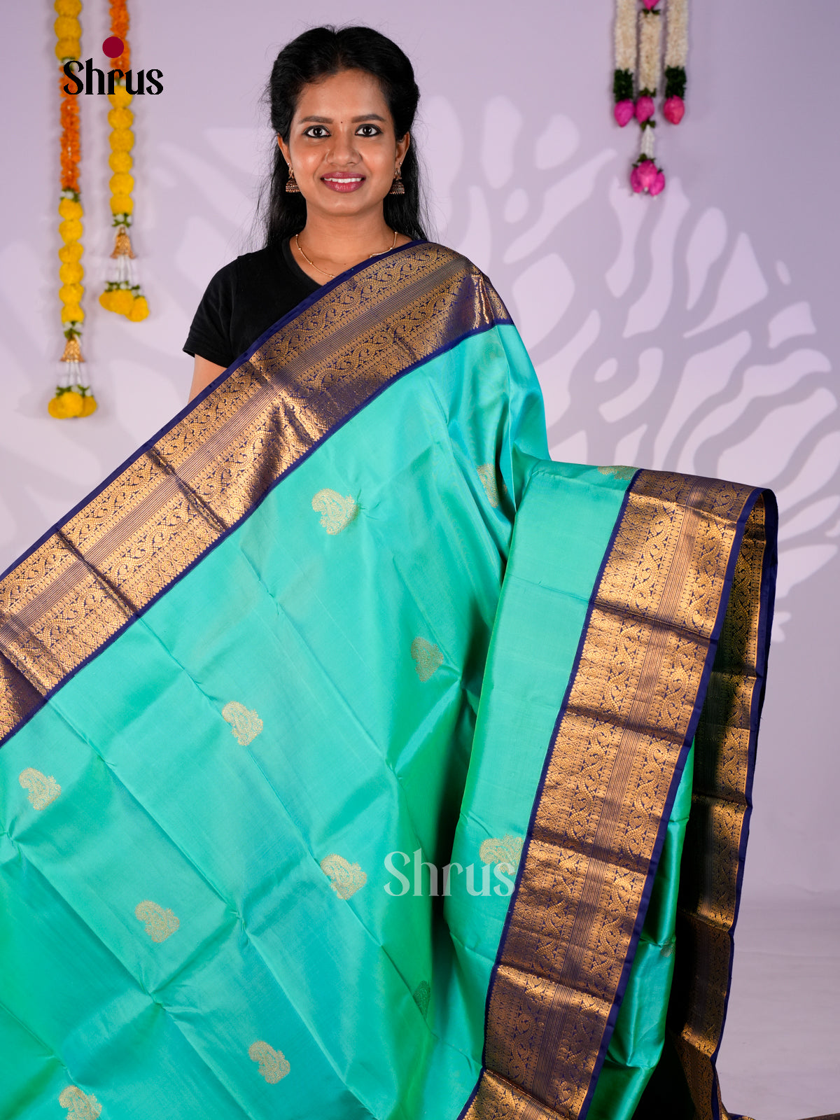 DIS25418 - Kanchipuram silk (HR) Saree - Shop on Shrus.com