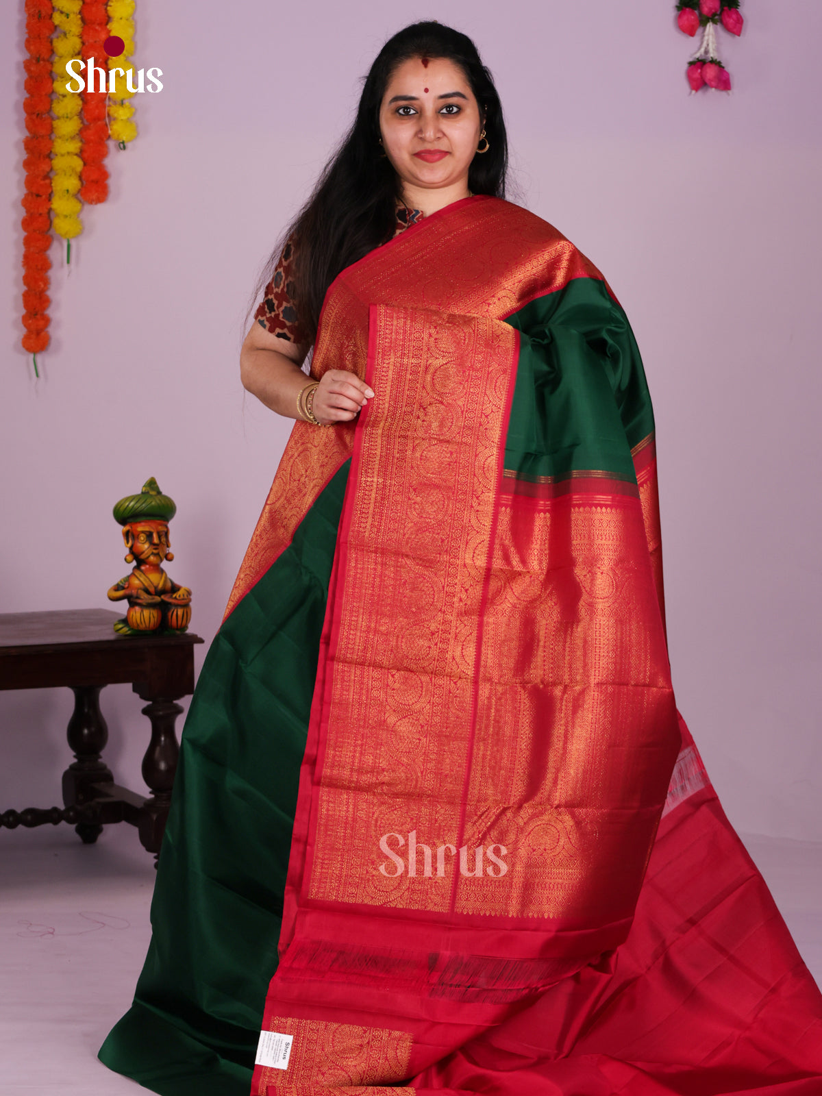DIS25419 - Kanchipuram silk (HR) Saree - Shop on Shrus.com