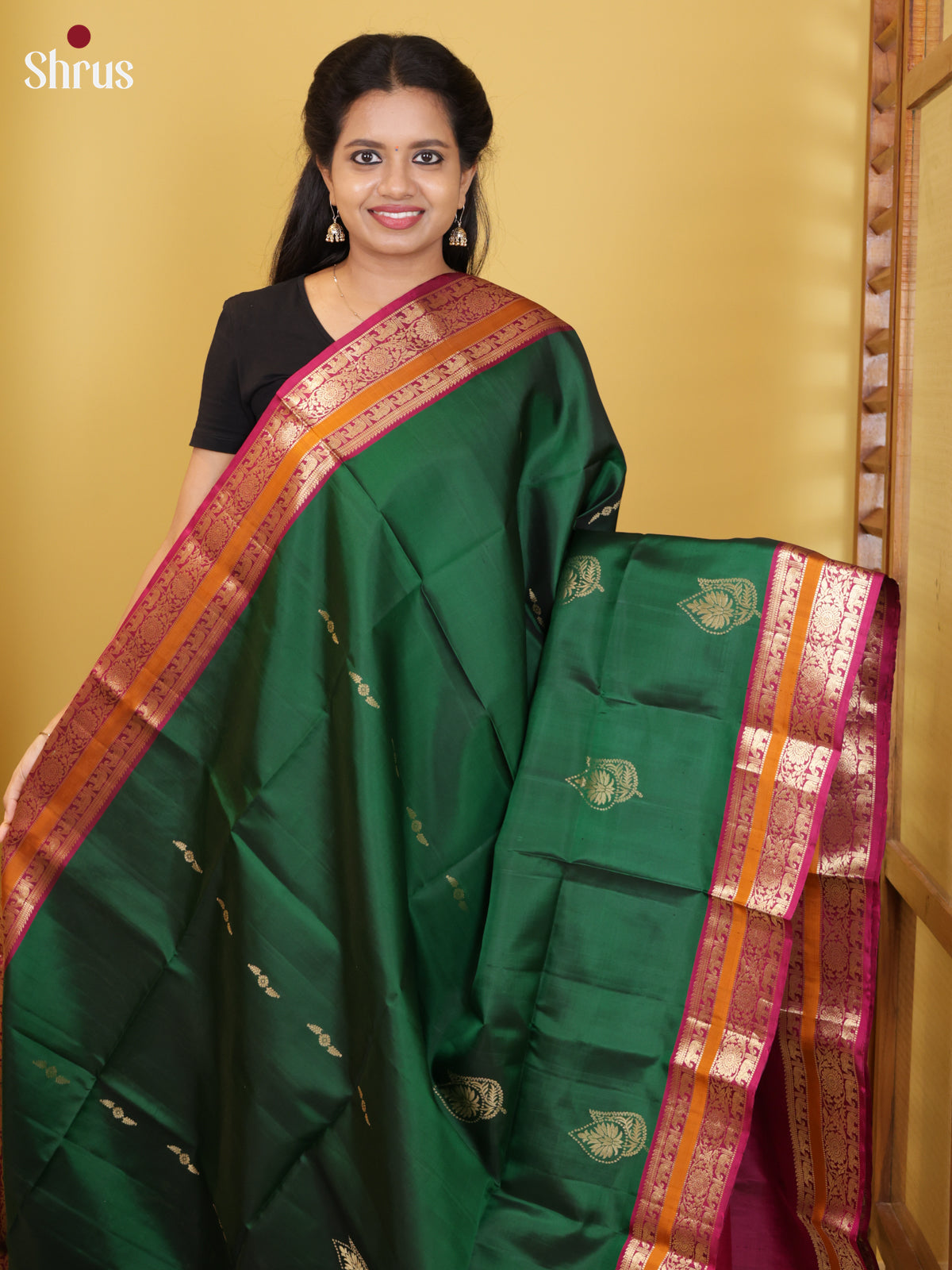 DIS26558 - Kanchipuram silk (HR) Saree - Shop on Shrus.com