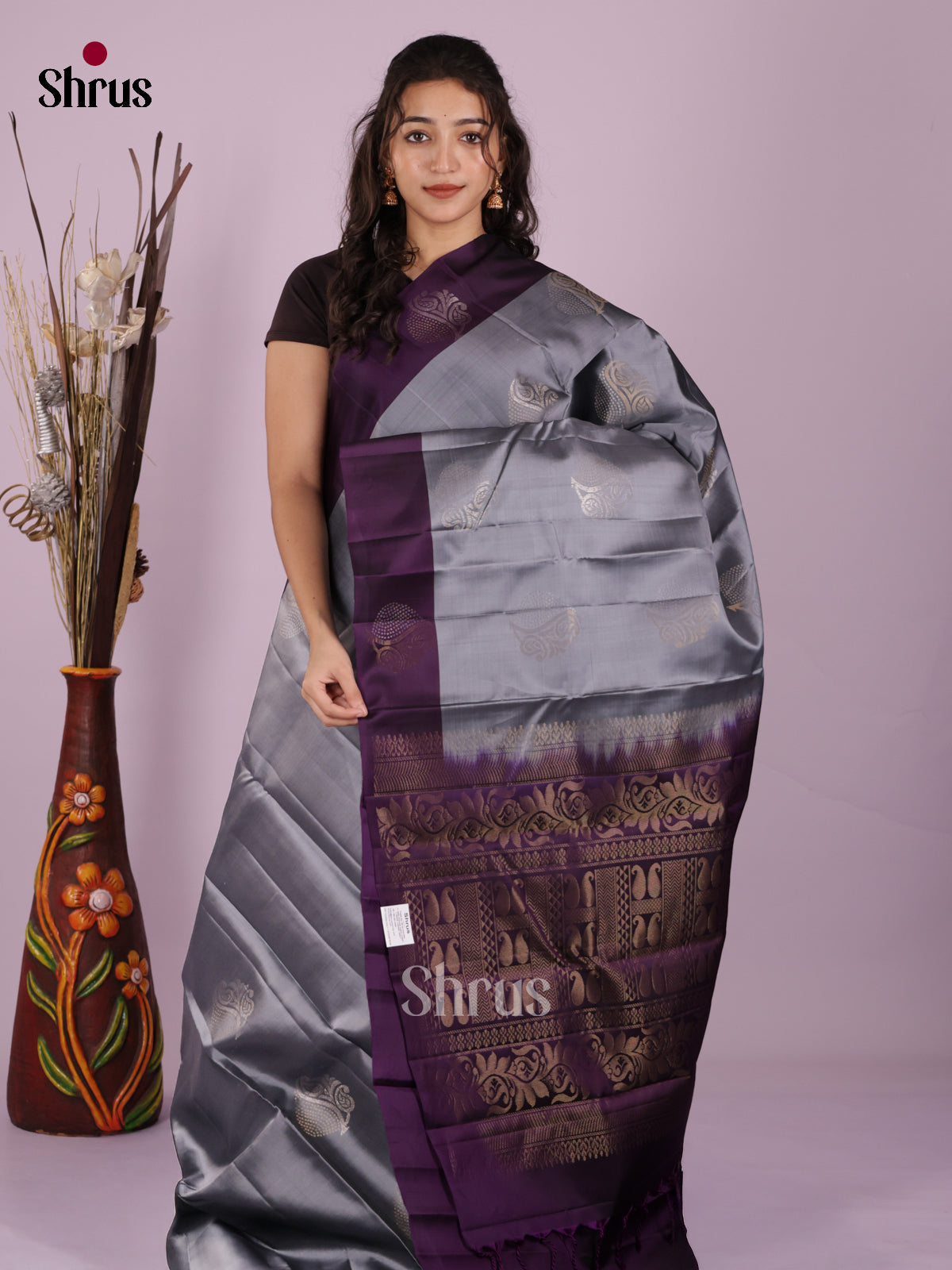 DIS26597 - Kanchipuram-halfpure Saree - Shop on Shrus.com