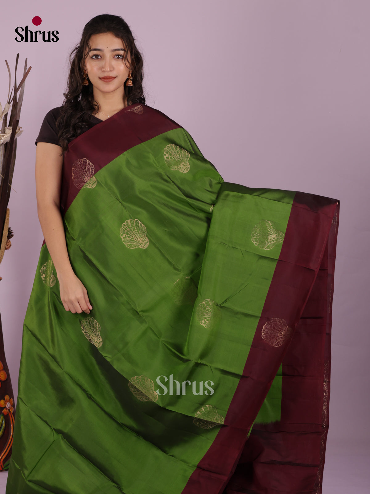 DIS26611 - Kanchipuram-halfpure Saree - Shop on Shrus.com