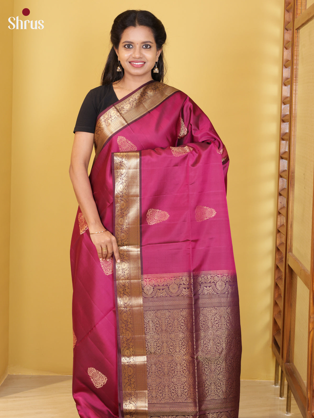 DIS26638 - Kanchipuram silk (HR) Saree - Shop on Shrus.com