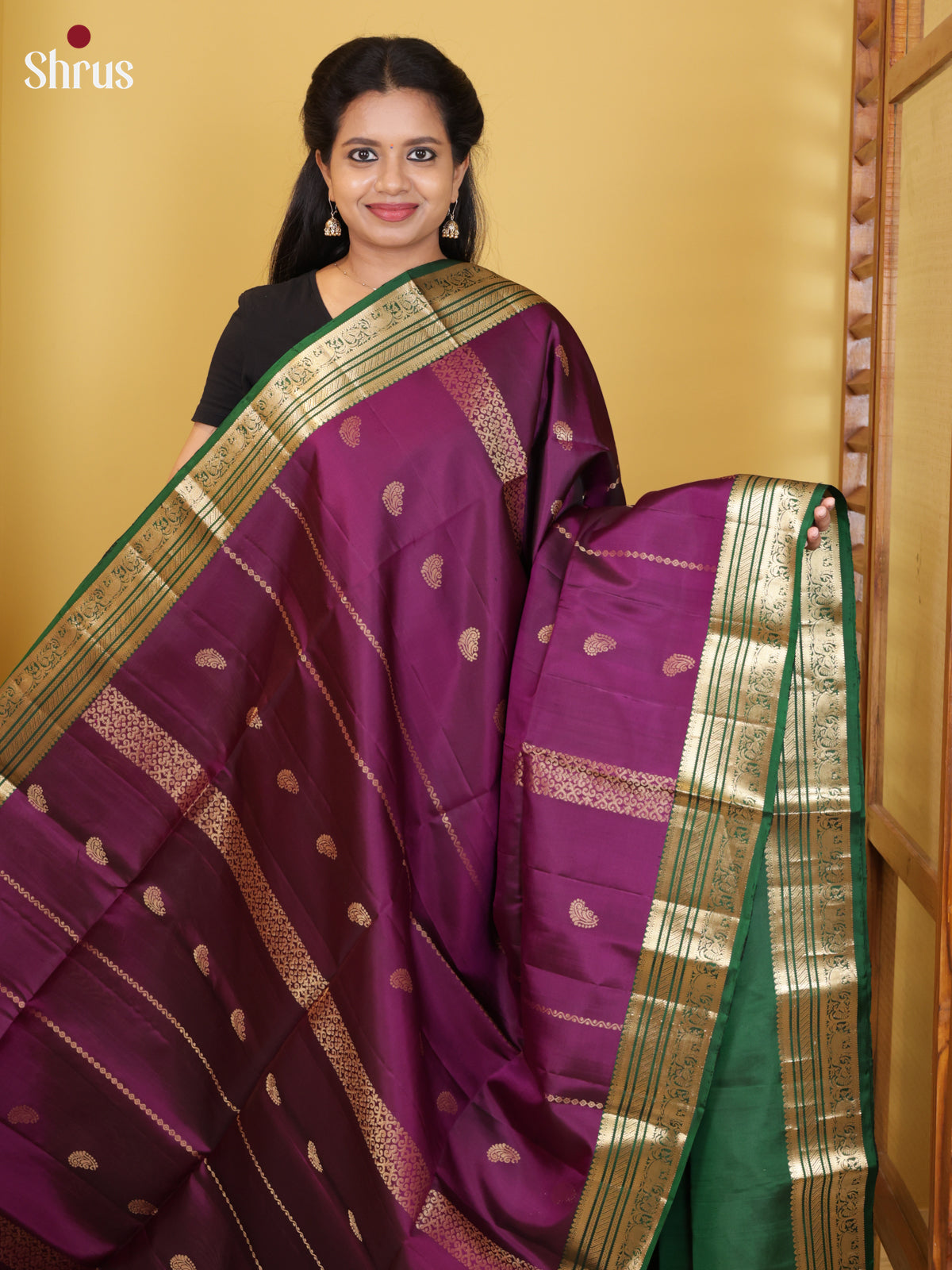 DIS26652 - Kanchipuram silk (HR) Saree - Shop on Shrus.com