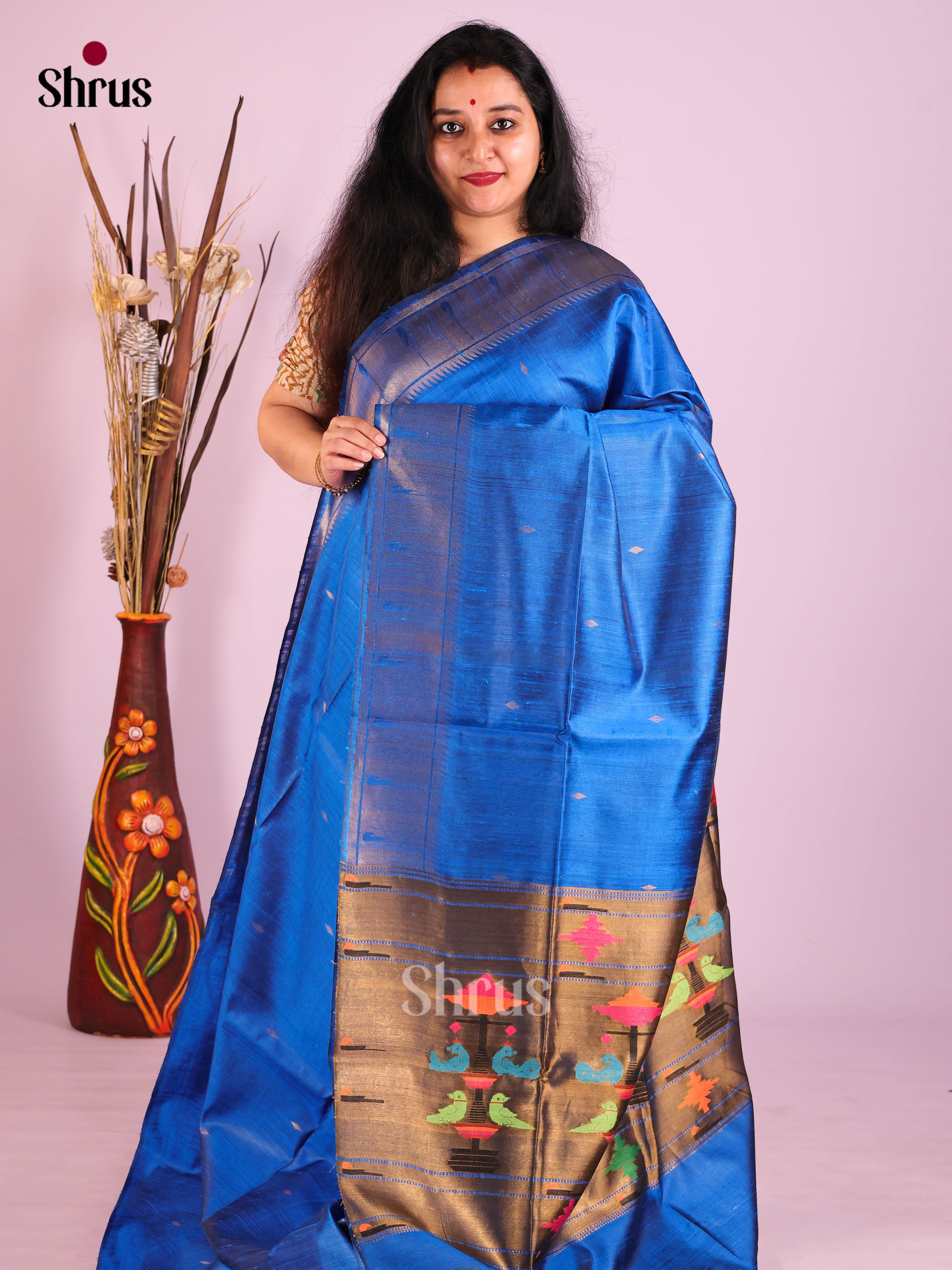 DIS27037 - Raw Silk Saree - Shop on Shrus.com