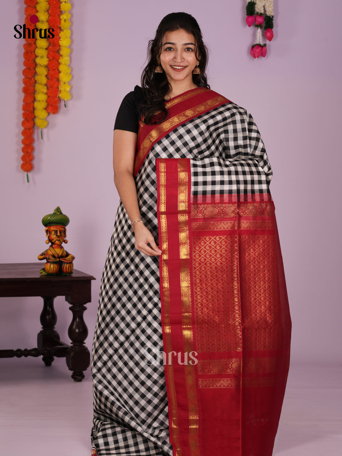 DIS27399 - Korvai-kattams Saree - Shop on Shrus.com