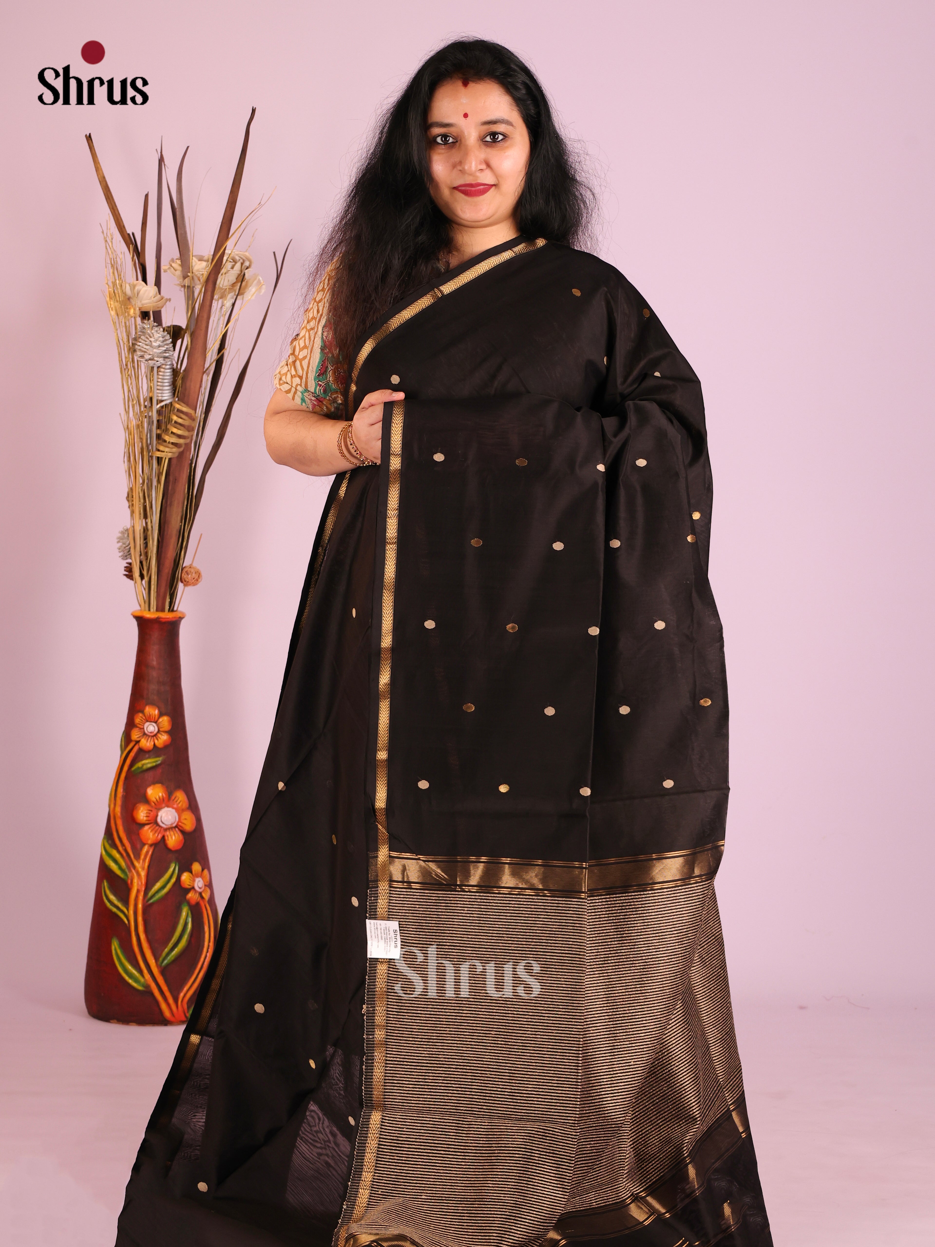 Black(Single Tone) - Maheshwari silkcotton Saree