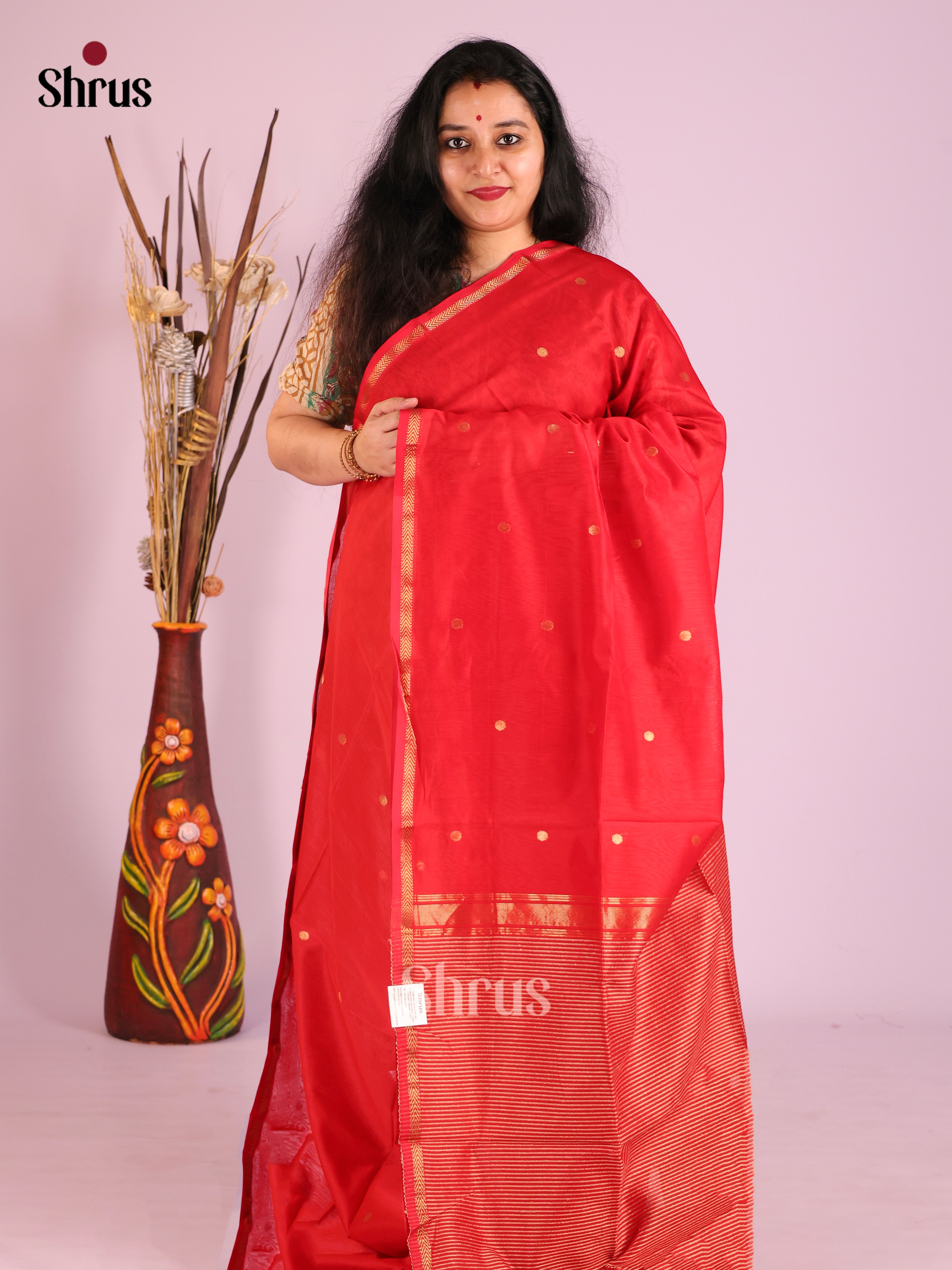 Classic Red Maheshwari Silk Cotton Saree with Golden Buttas & Zari Brocade Pallu