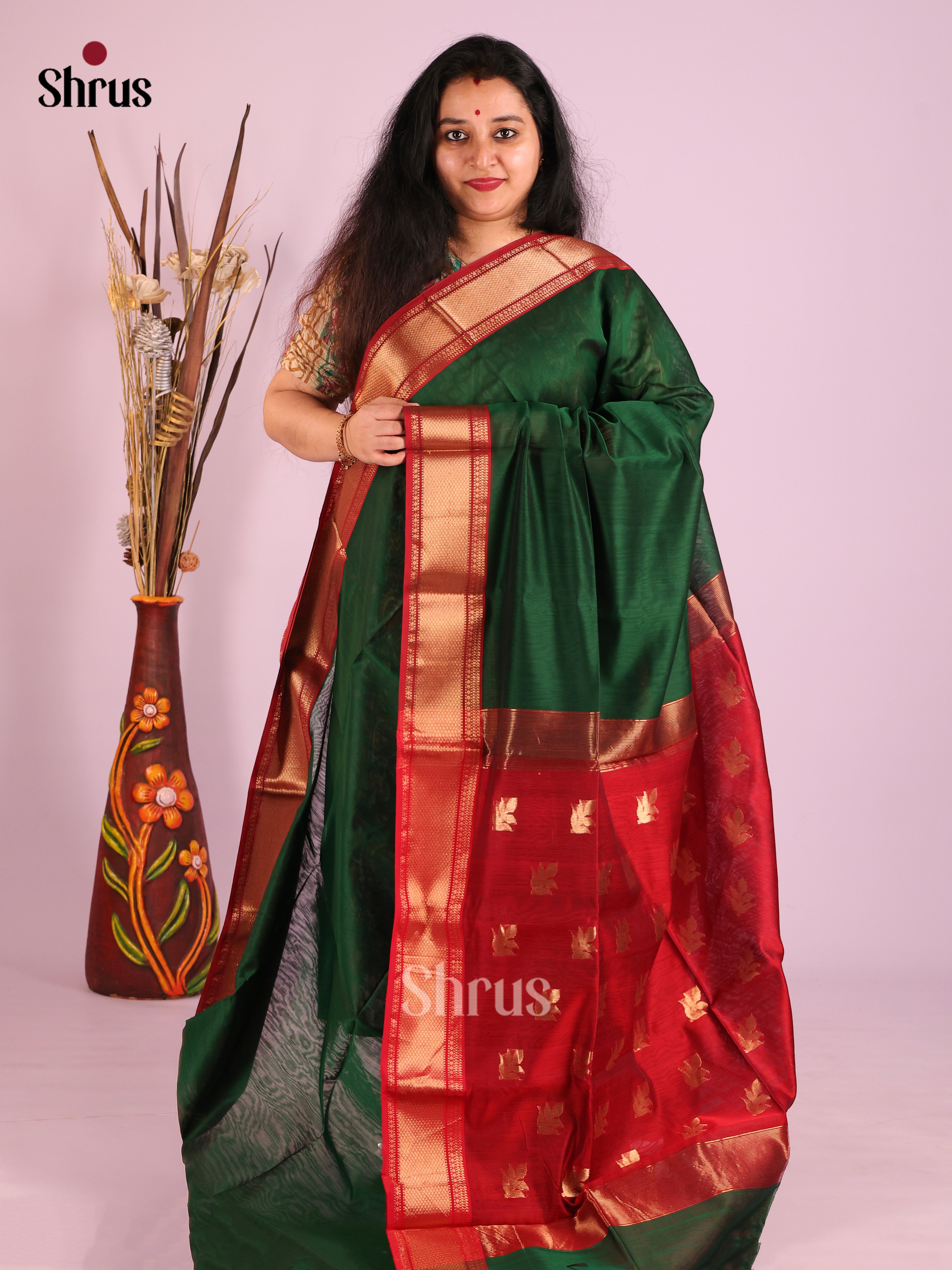 Green & Red - Maheshwari silkcotton Saree - Shop on Shrus.com