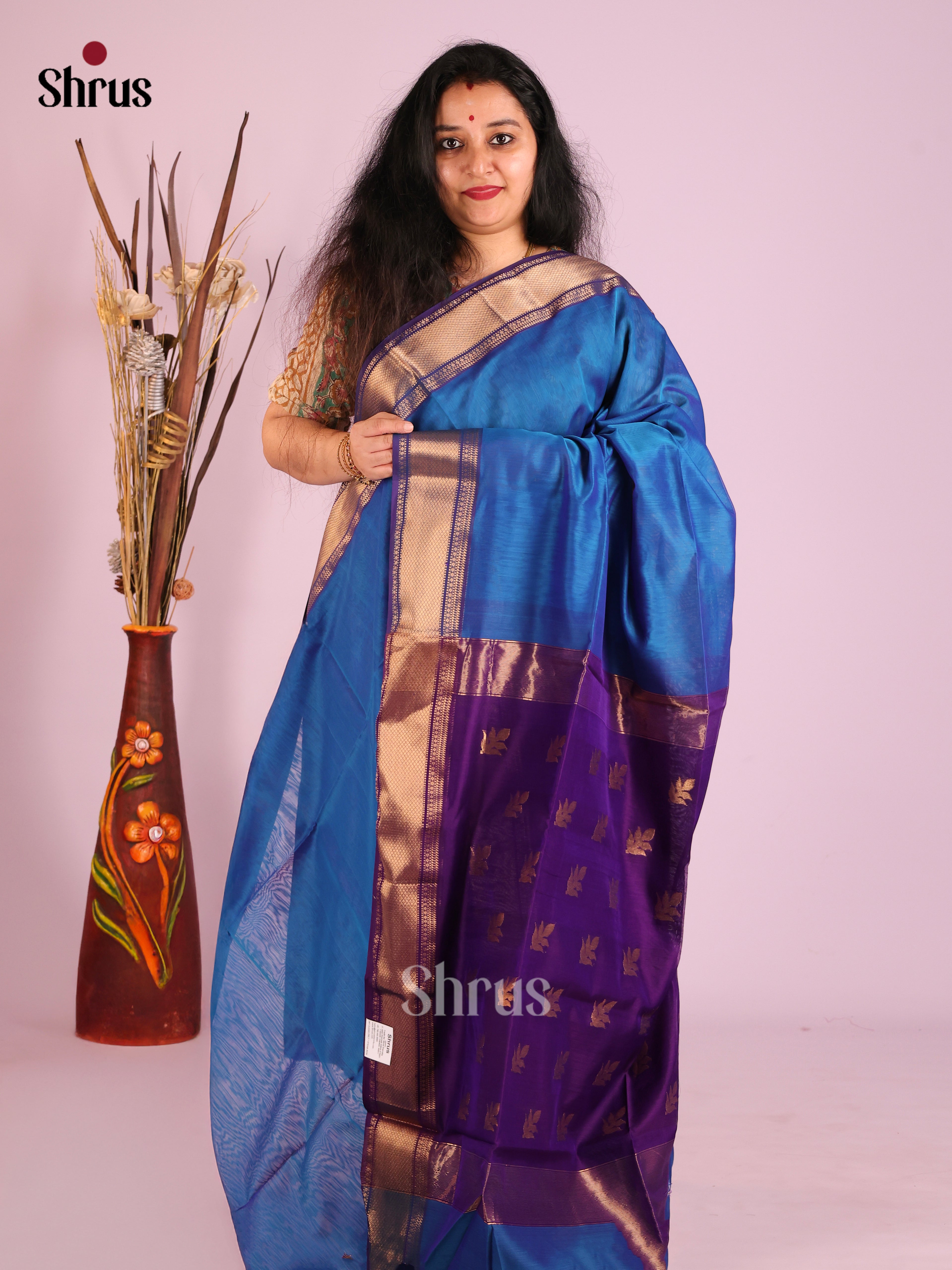 DIS27497 - Maheshwari silkcotton Saree - Shop on Shrus.com