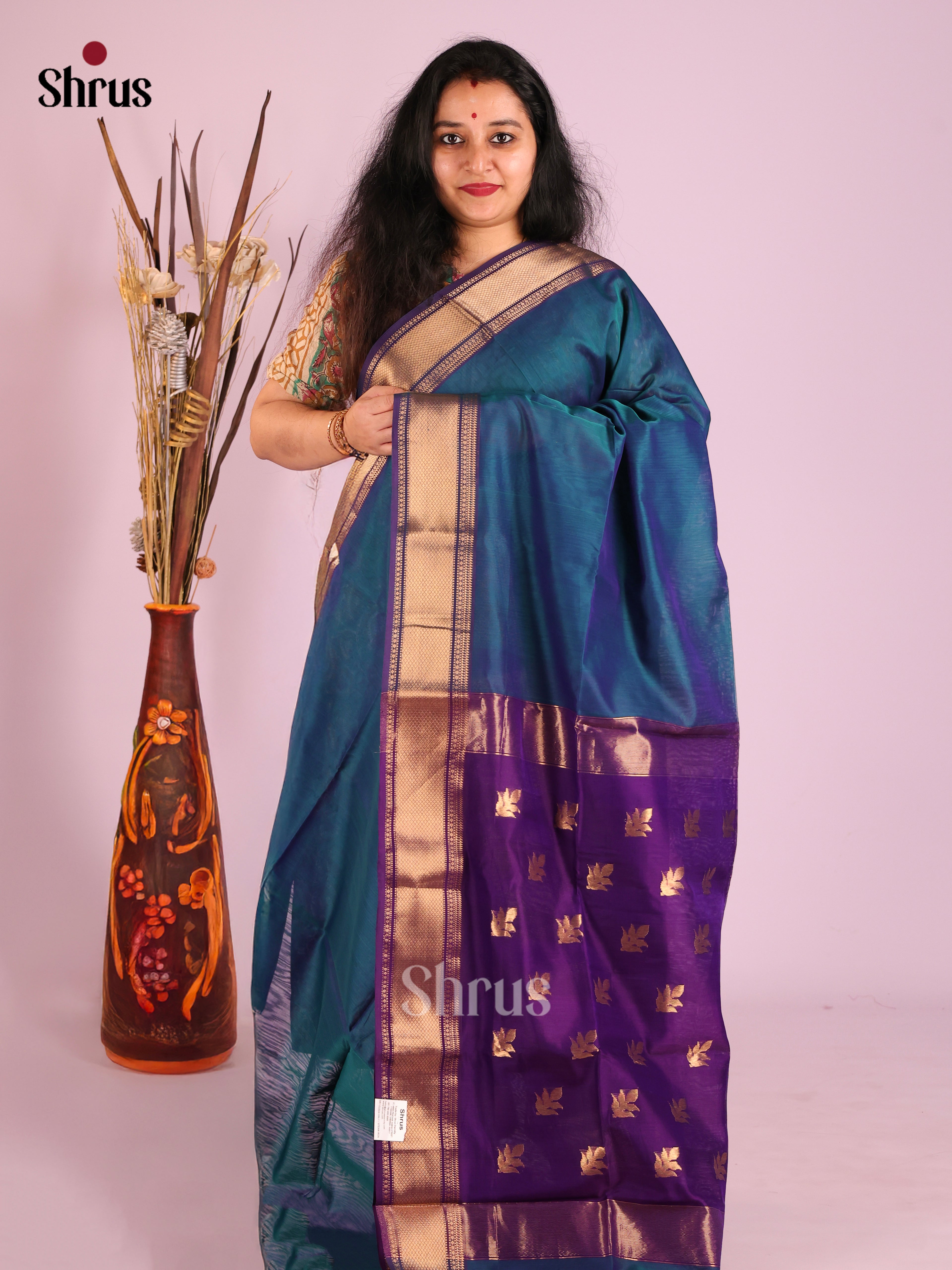 DIS27498 - Maheshwari silkcotton Saree - Shop on Shrus.com