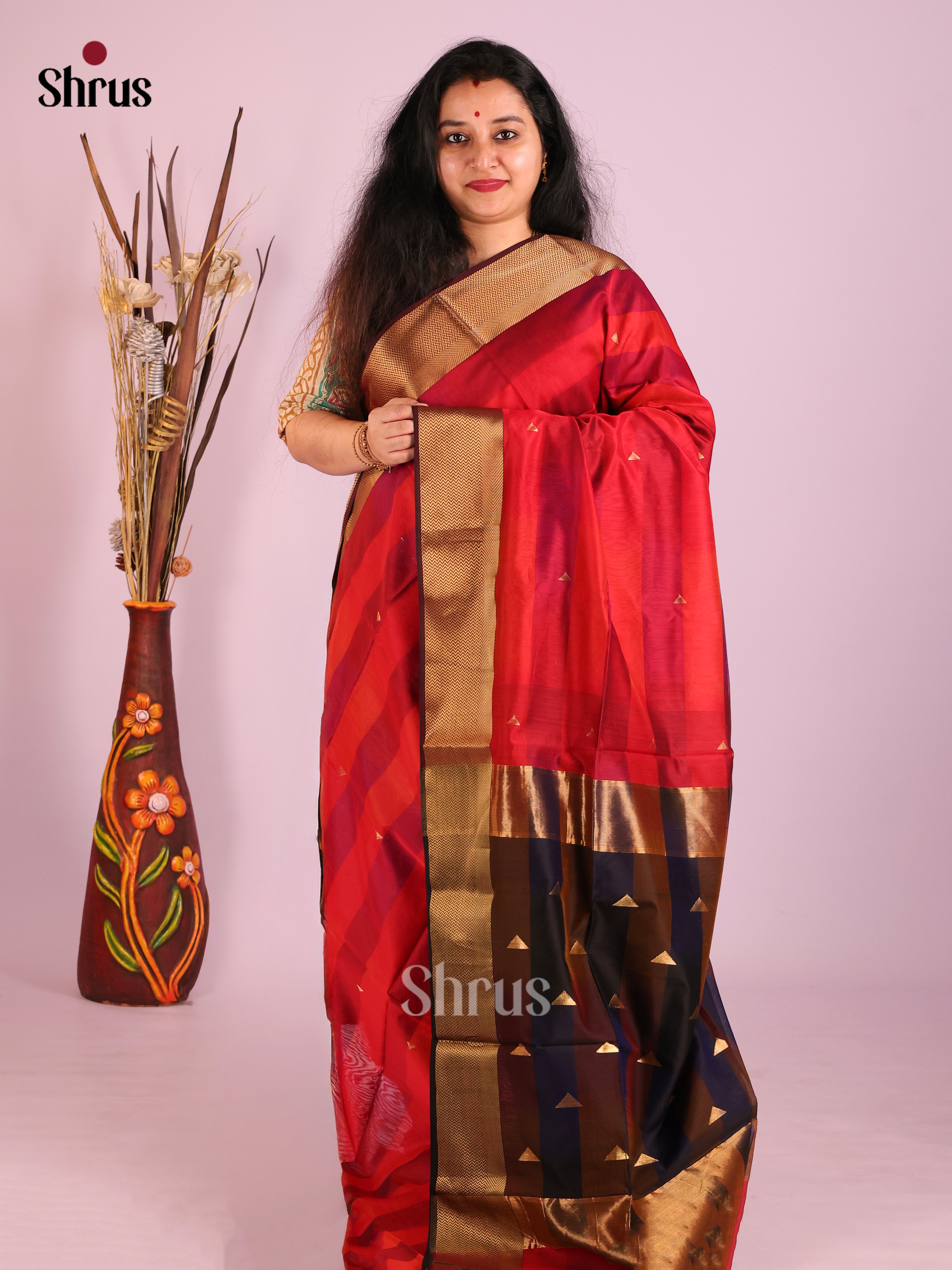 DIS27510 - Maheshwari silkcotton Saree - Shop on Shrus.com