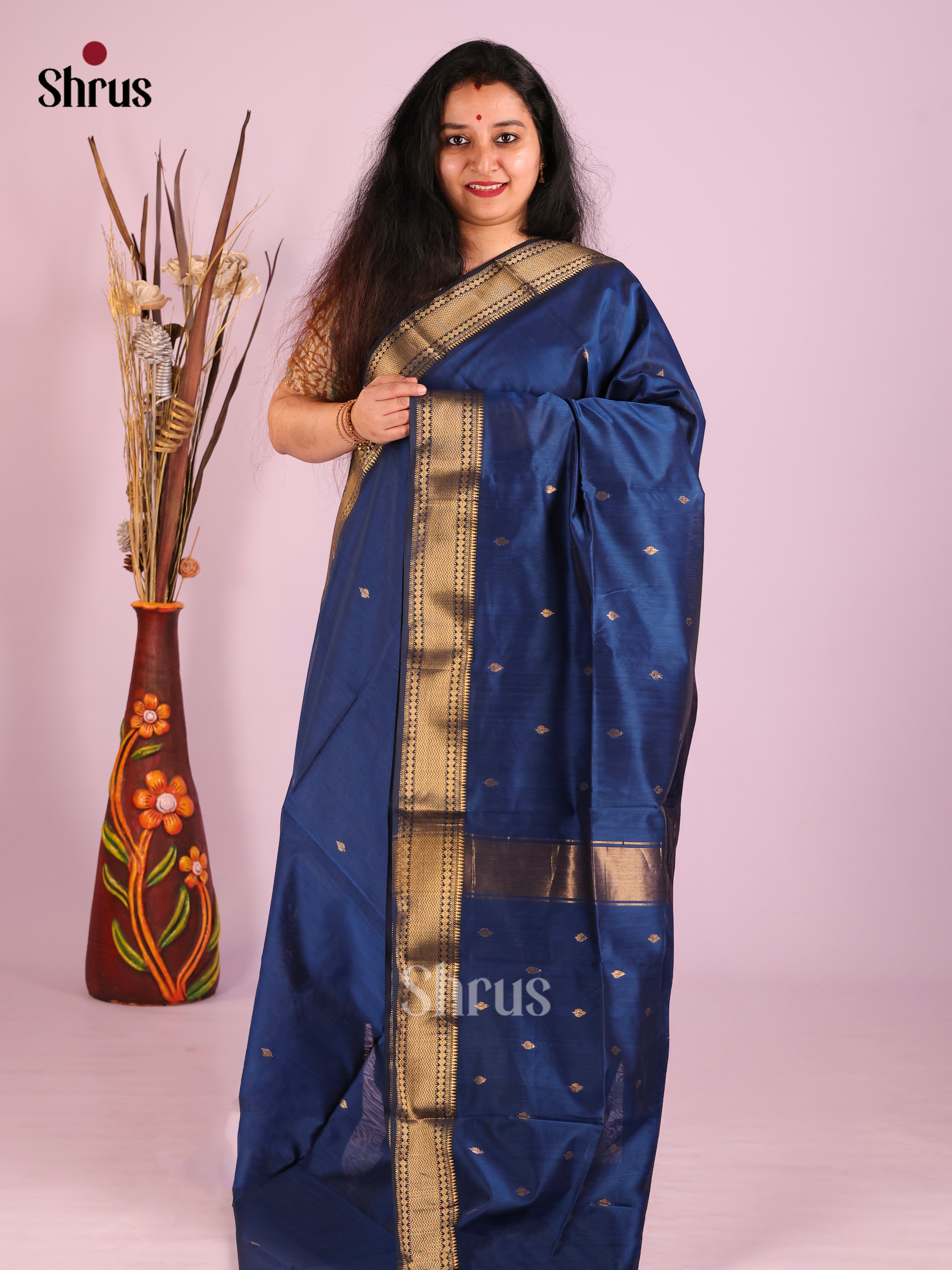 DIS27535 - Maheshwari silkcotton Saree - Shop on Shrus.com