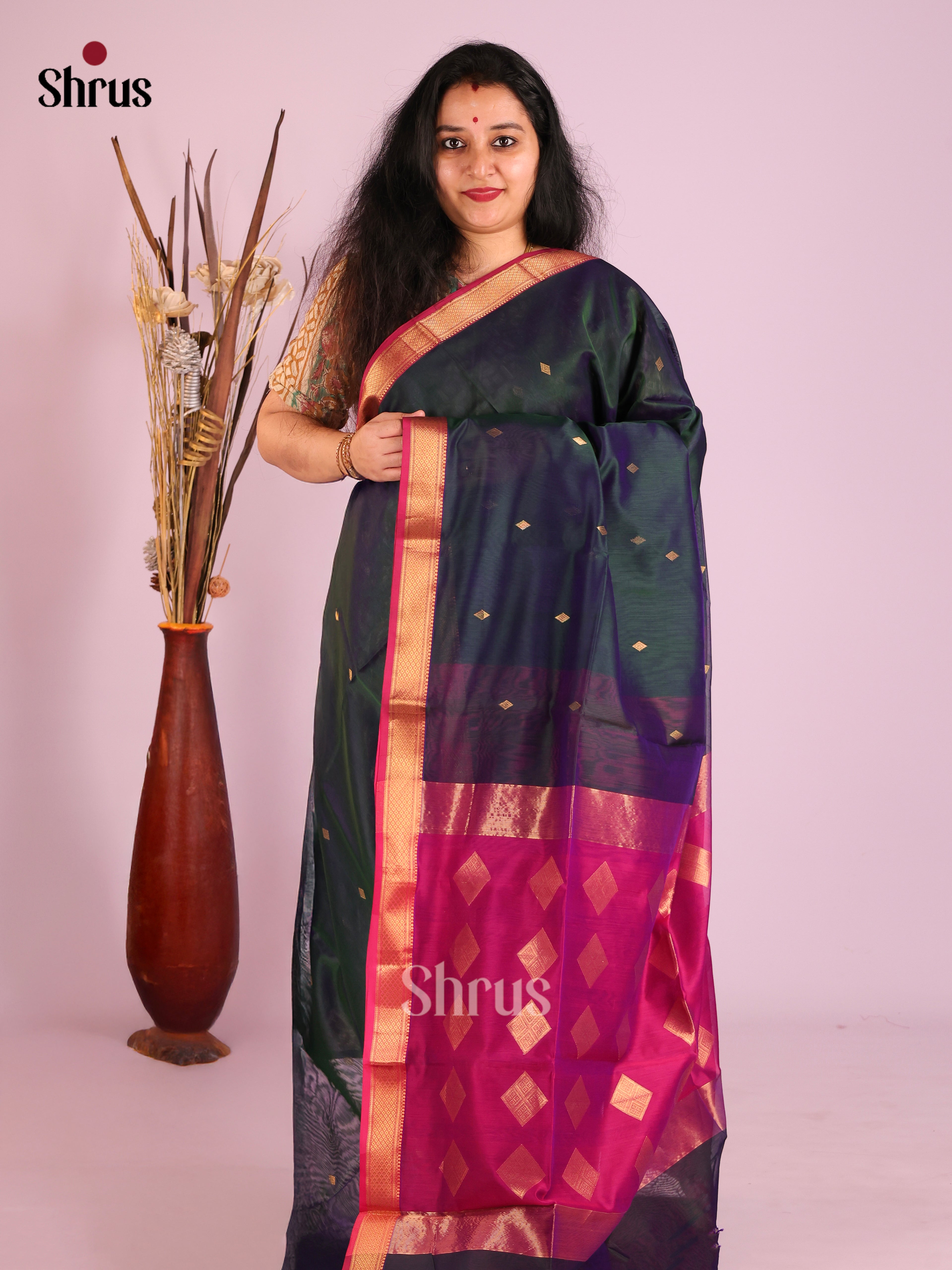 DIS27552 - Maheshwari silkcotton Saree - Shop on Shrus.com