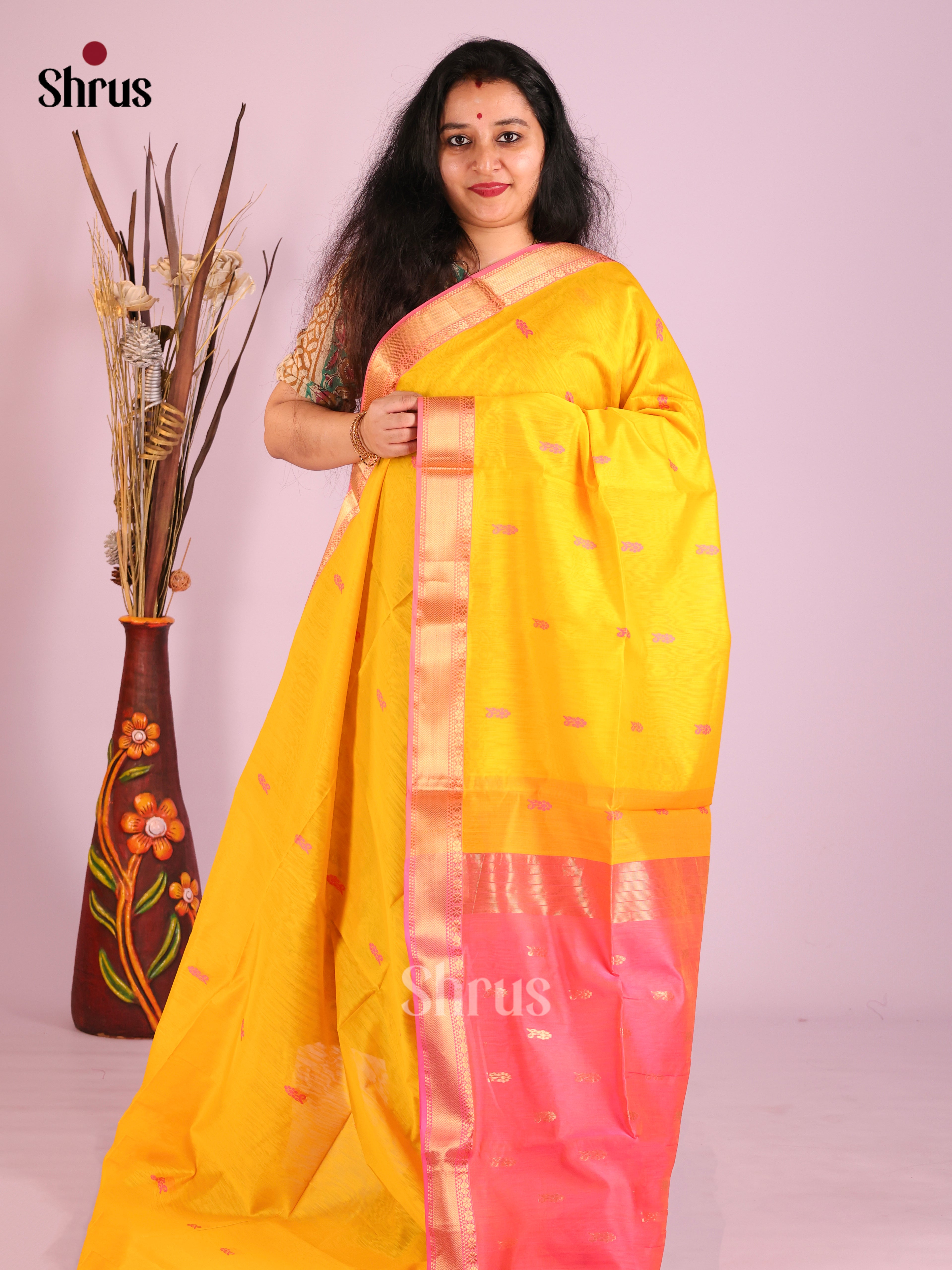 Radiant Yellow Maheshwari Cotton Silk Saree with Thread Buttas & Pink Zari Border