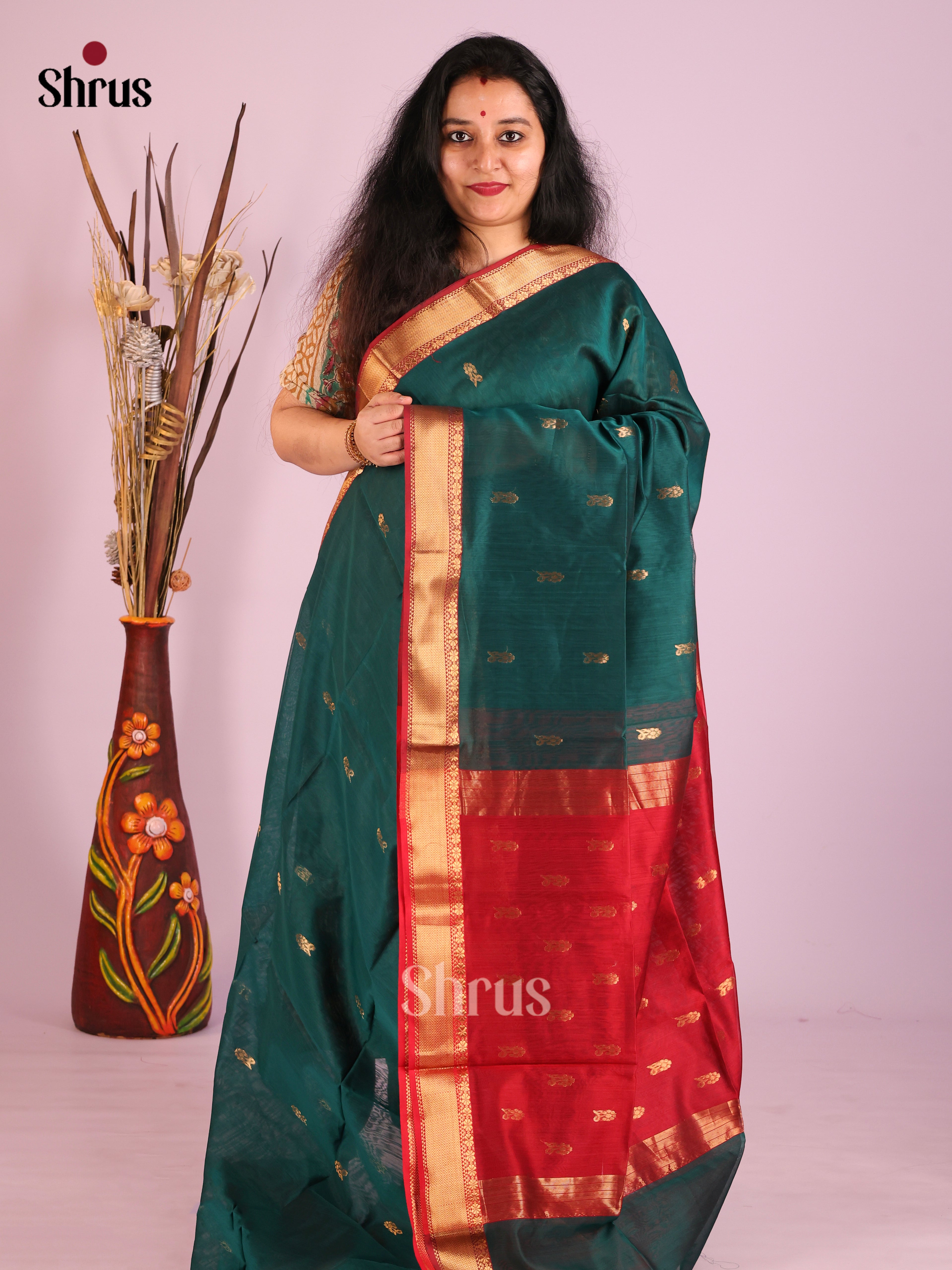Green & Red - Maheshwari silkcotton Saree - Shop on Shrus.com