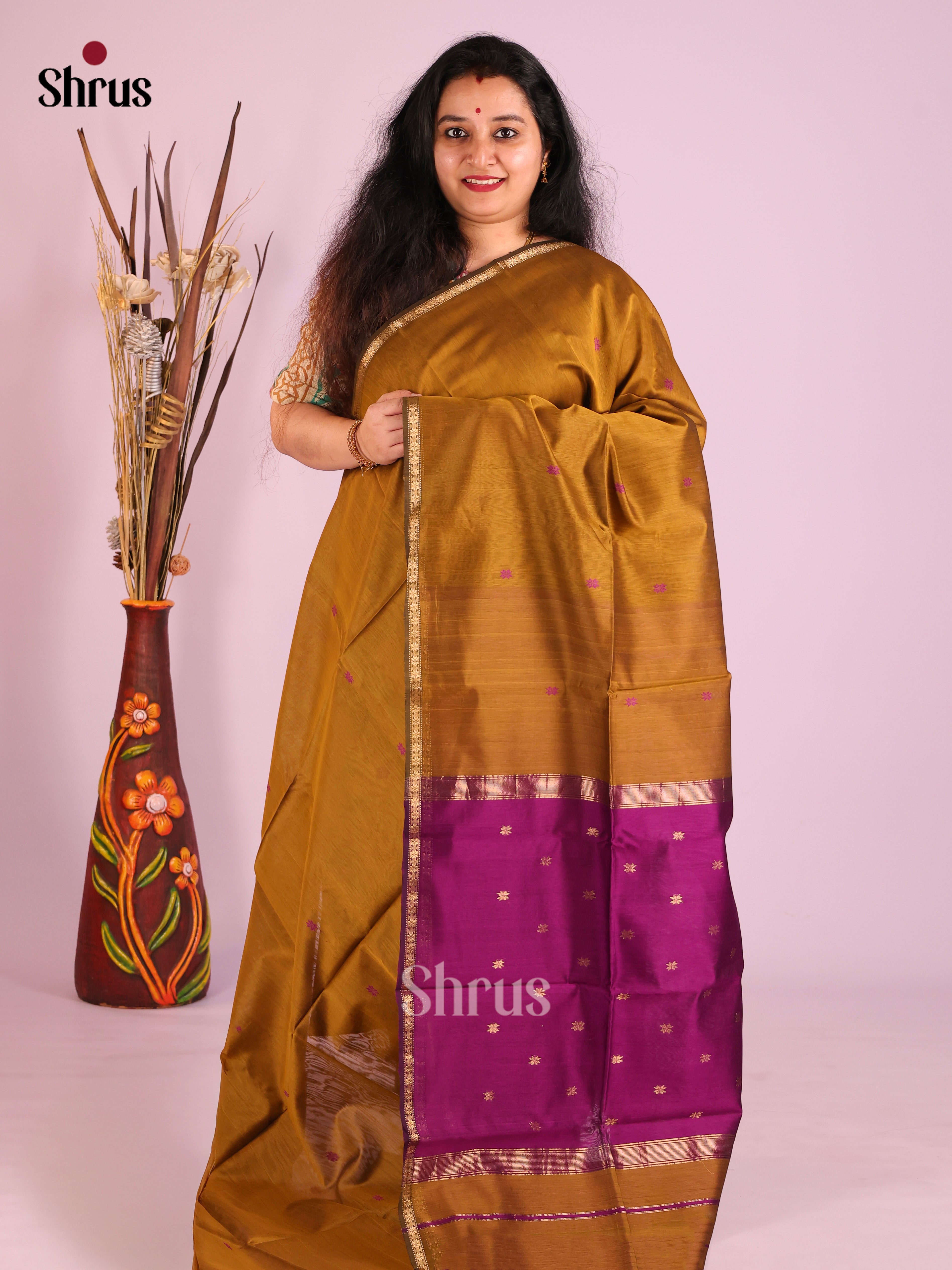 DIS27574 - Maheshwari silkcotton Saree - Shop on Shrus.com