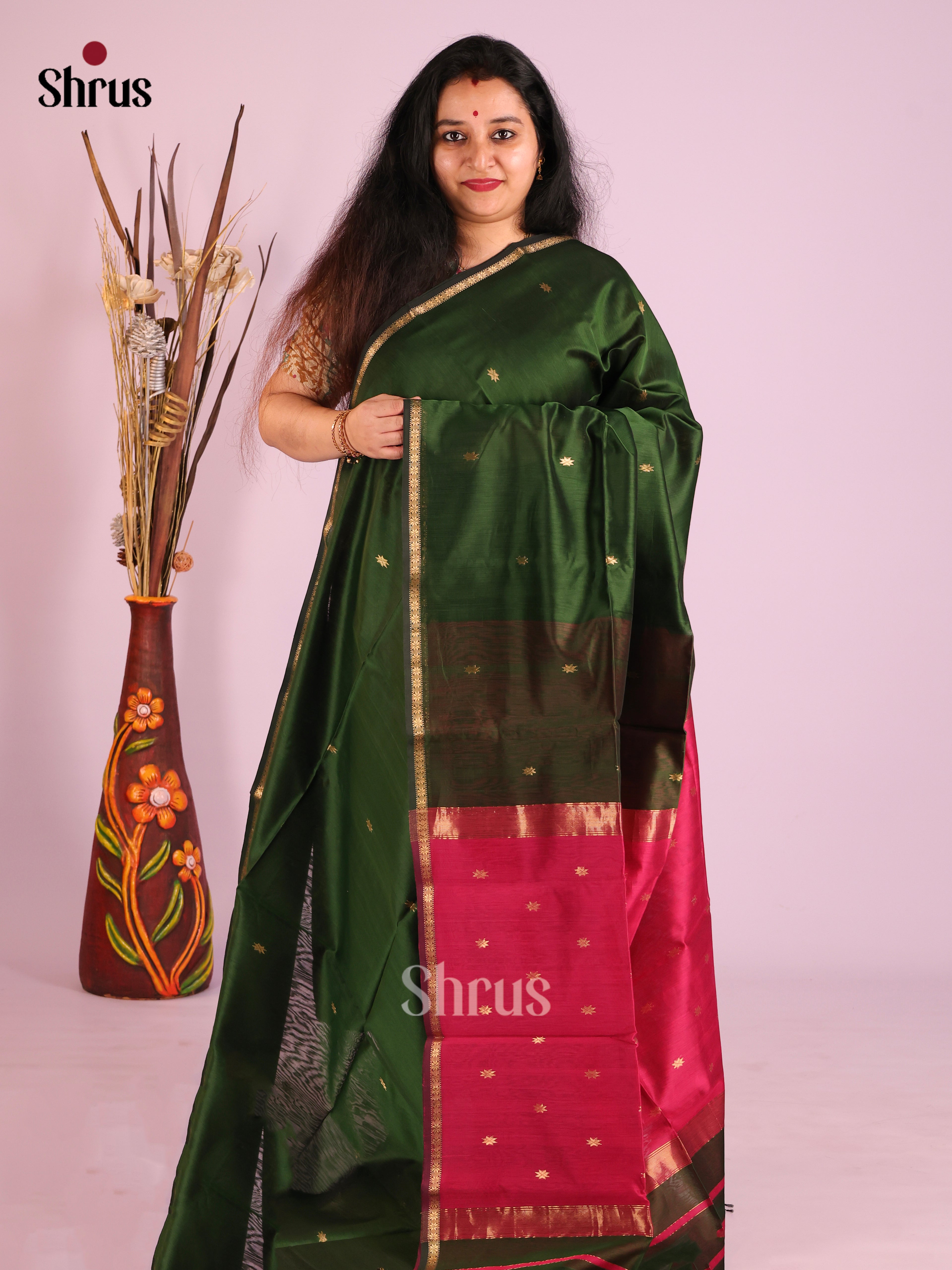 Green & Red -  Maheshwari silkcotton Saree - Shop on Shrus.com