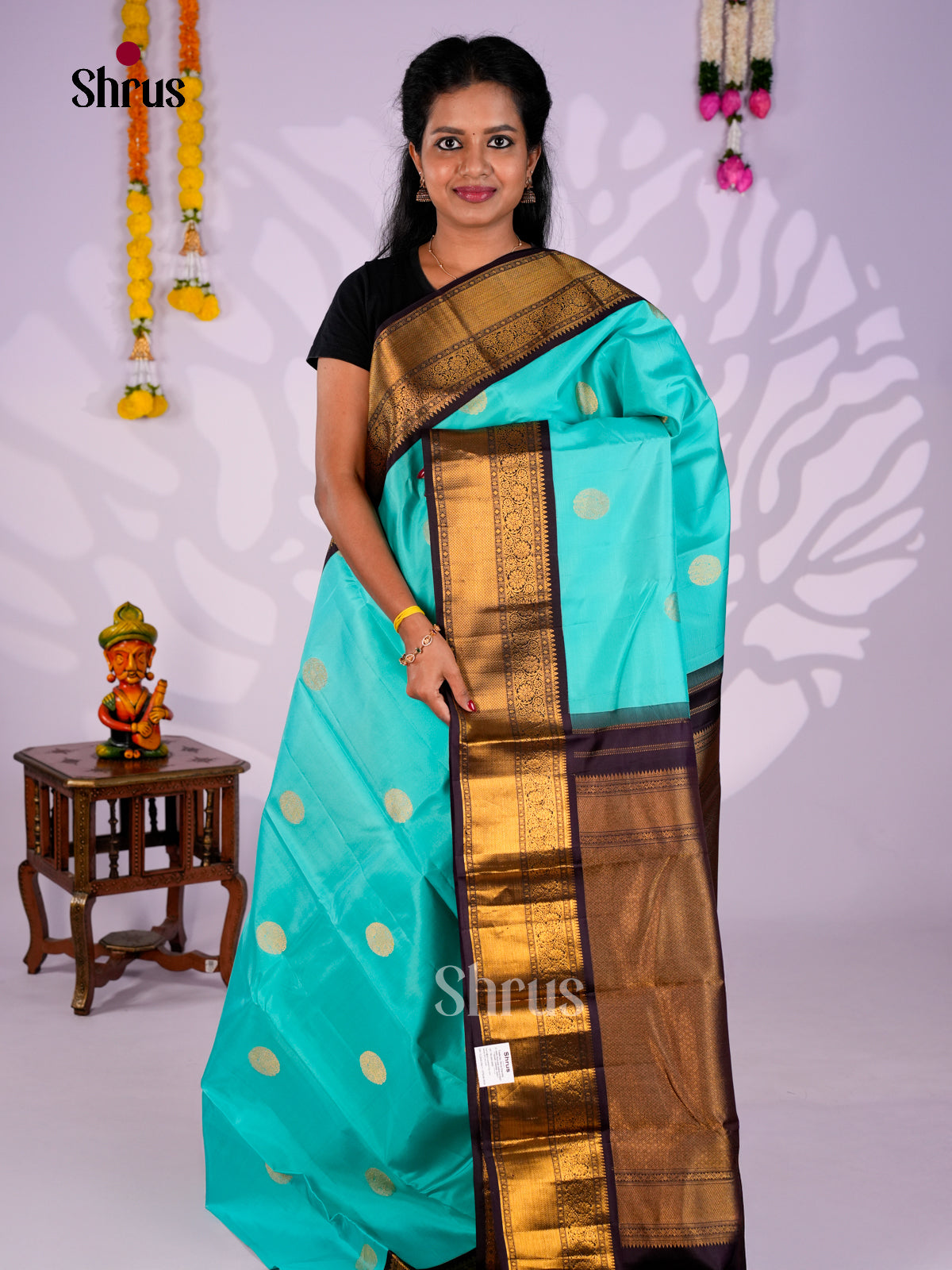 DIS30213 - Kanchipuram silk (HR) Saree - Shop on Shrus.com
