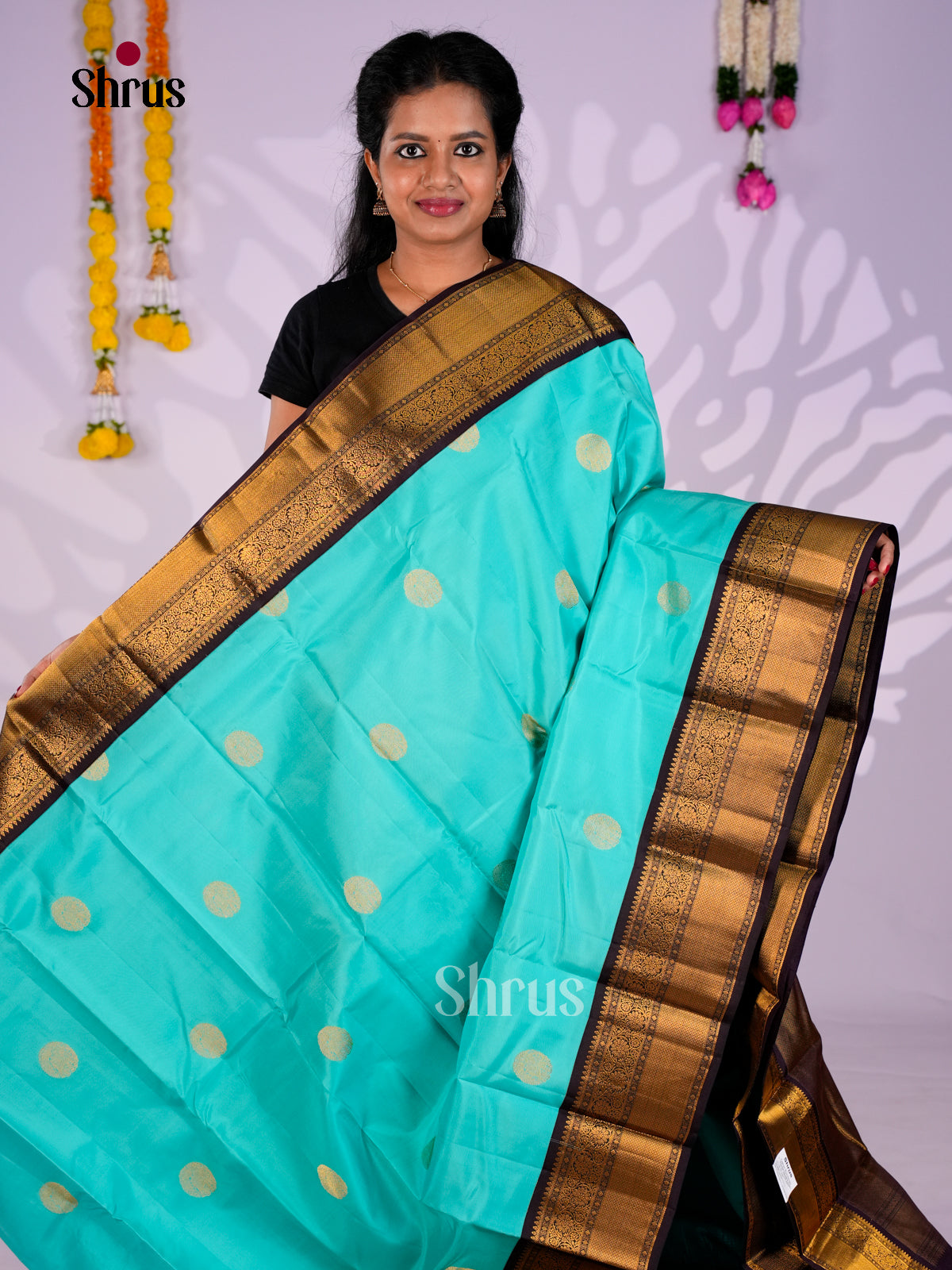 DIS30213 - Kanchipuram silk (HR) Saree - Shop on Shrus.com