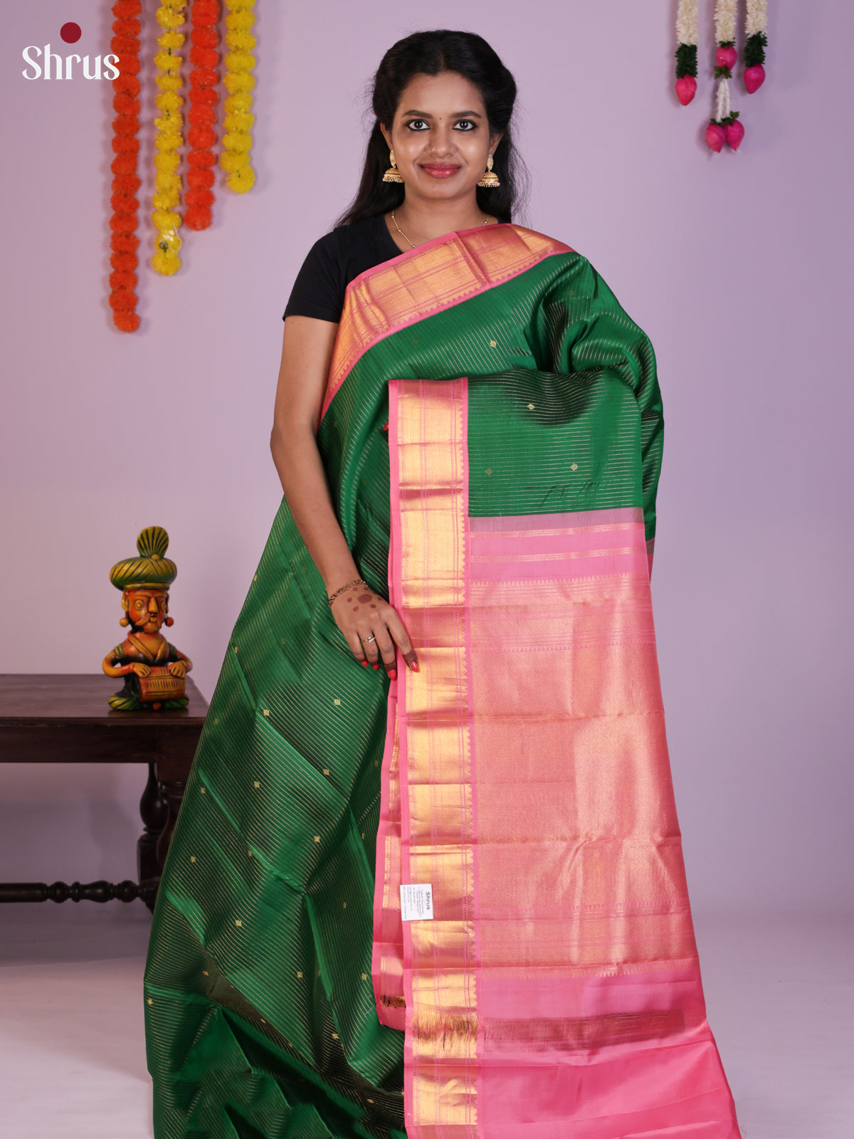 DIS30217 - Kanchipuram silk (HR) Saree - Shop on Shrus.com