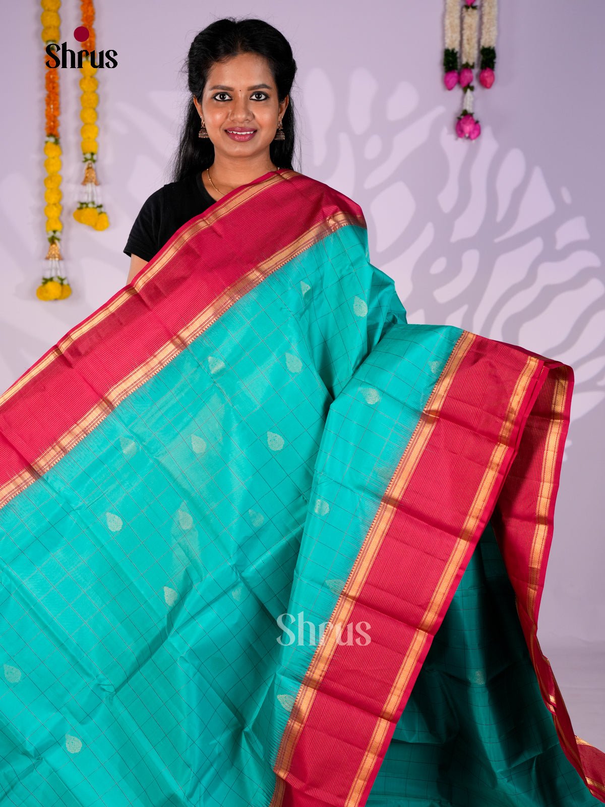 DIS30231 - Kanchipuram silk (HR) Saree - Shop on Shrus.com