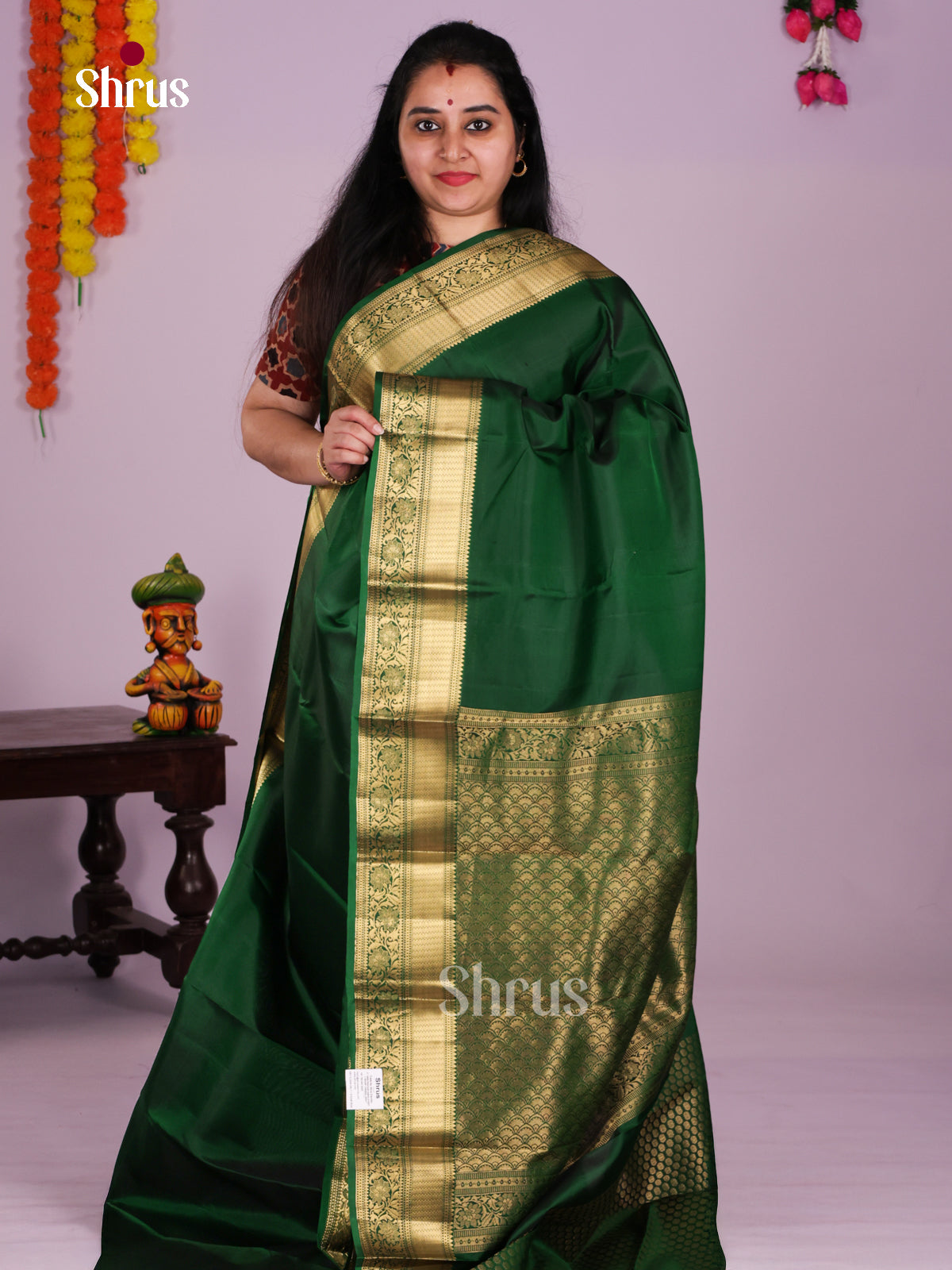DIS30271 - Kanchipuram silk (HR) Saree - Shop on Shrus.com