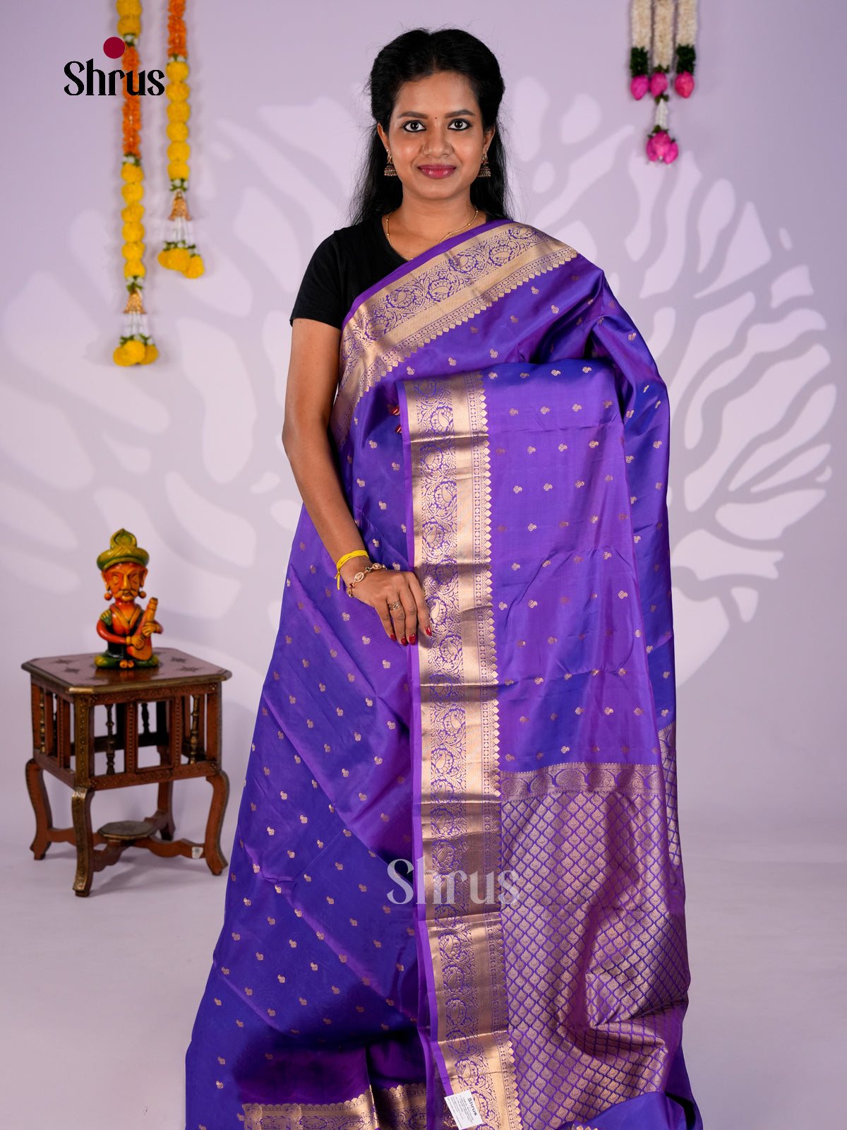 DIS30284 - Kanchipuram silk (HR) Saree - Shop on Shrus.com
