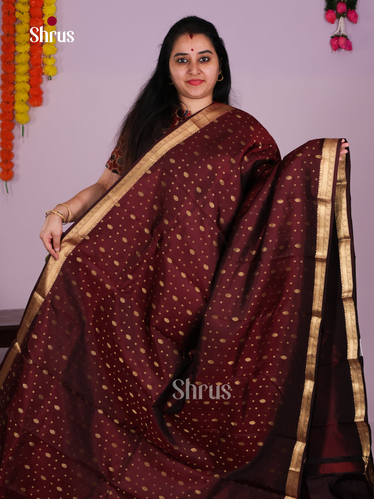 DIS30295 - Kanchipuram silk (HR) Saree - Shop on Shrus.com