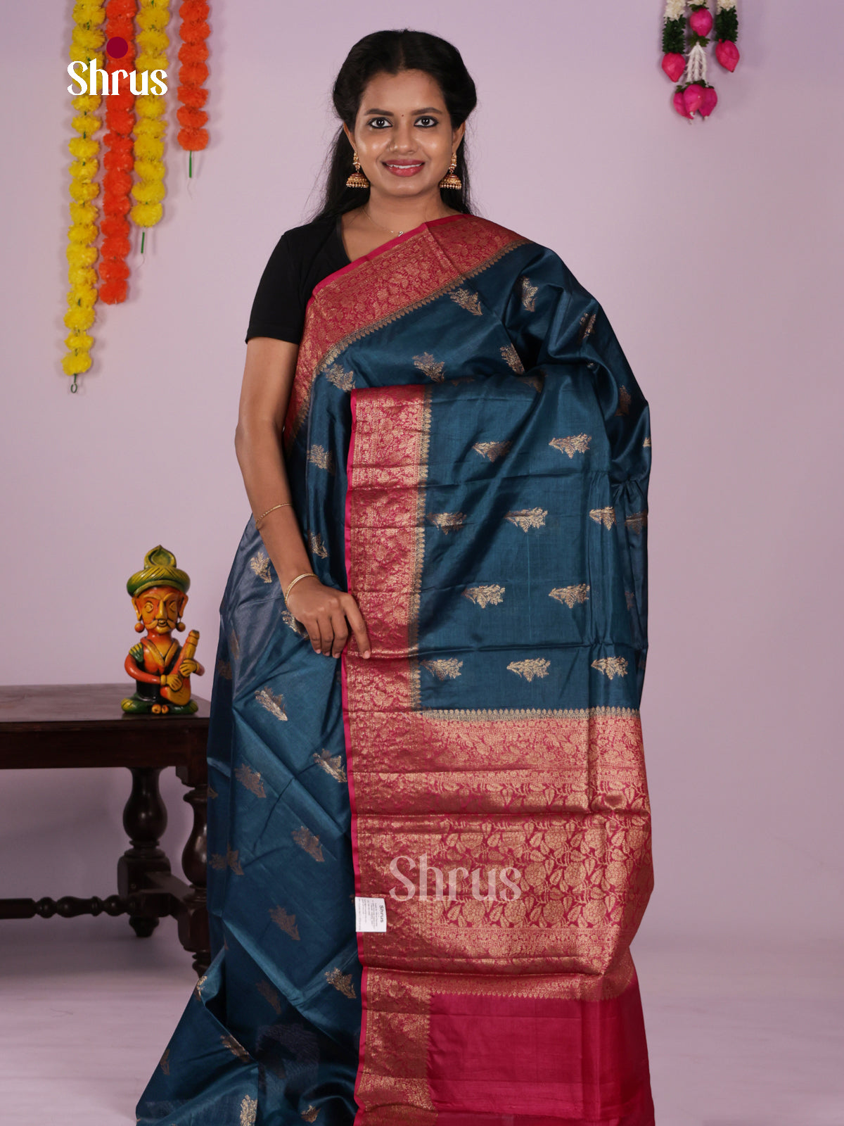 DIS30373 - Tussar Saree - Shop on Shrus.com