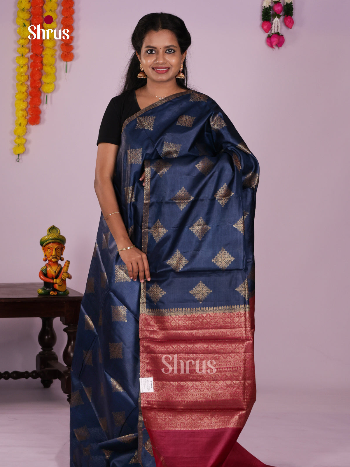 DIS30396 - Tussar Saree - Shop on Shrus.com
