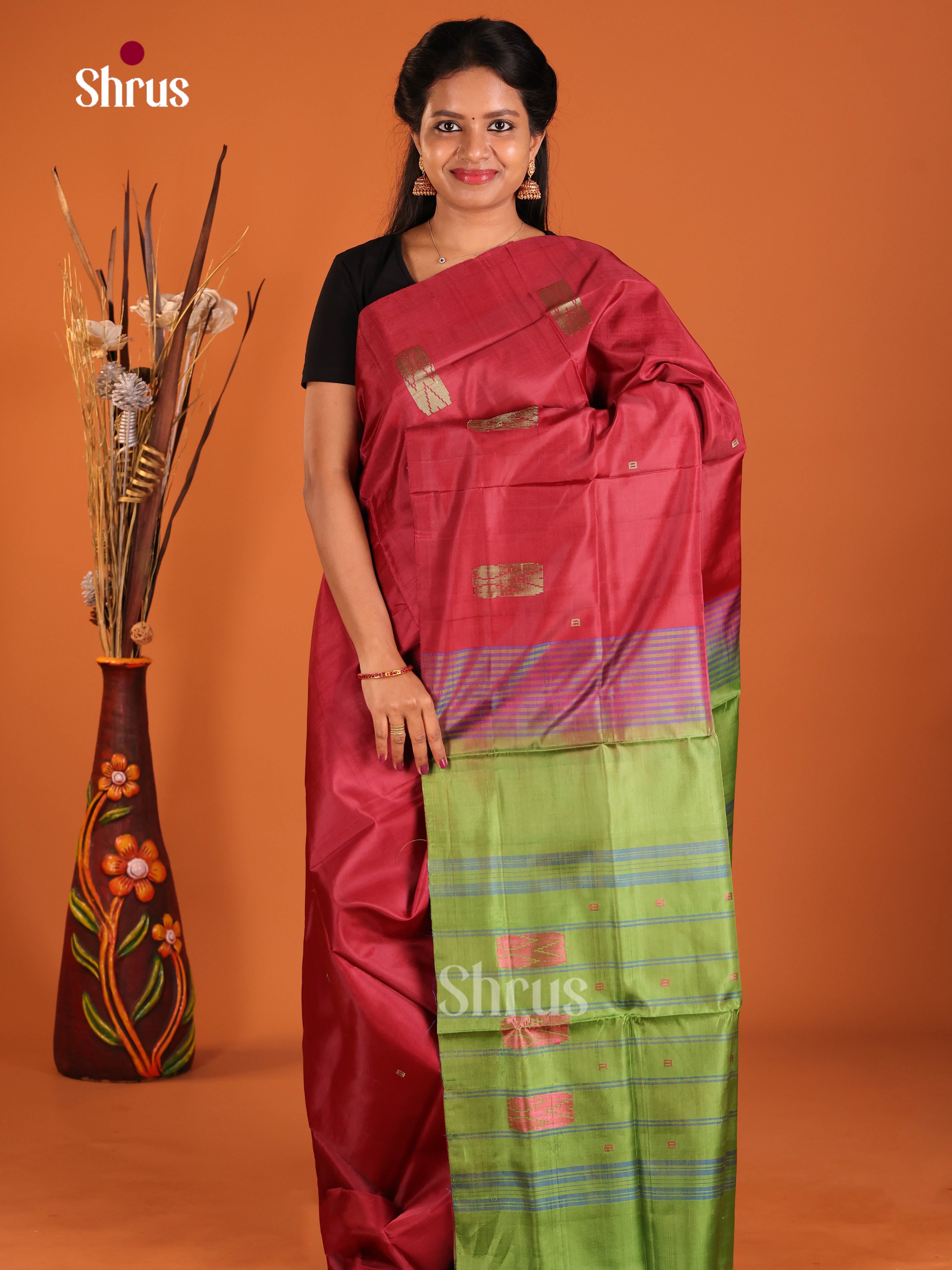 Red & Green - Banana Pith without blouse Saree - Shop on Shrus.com