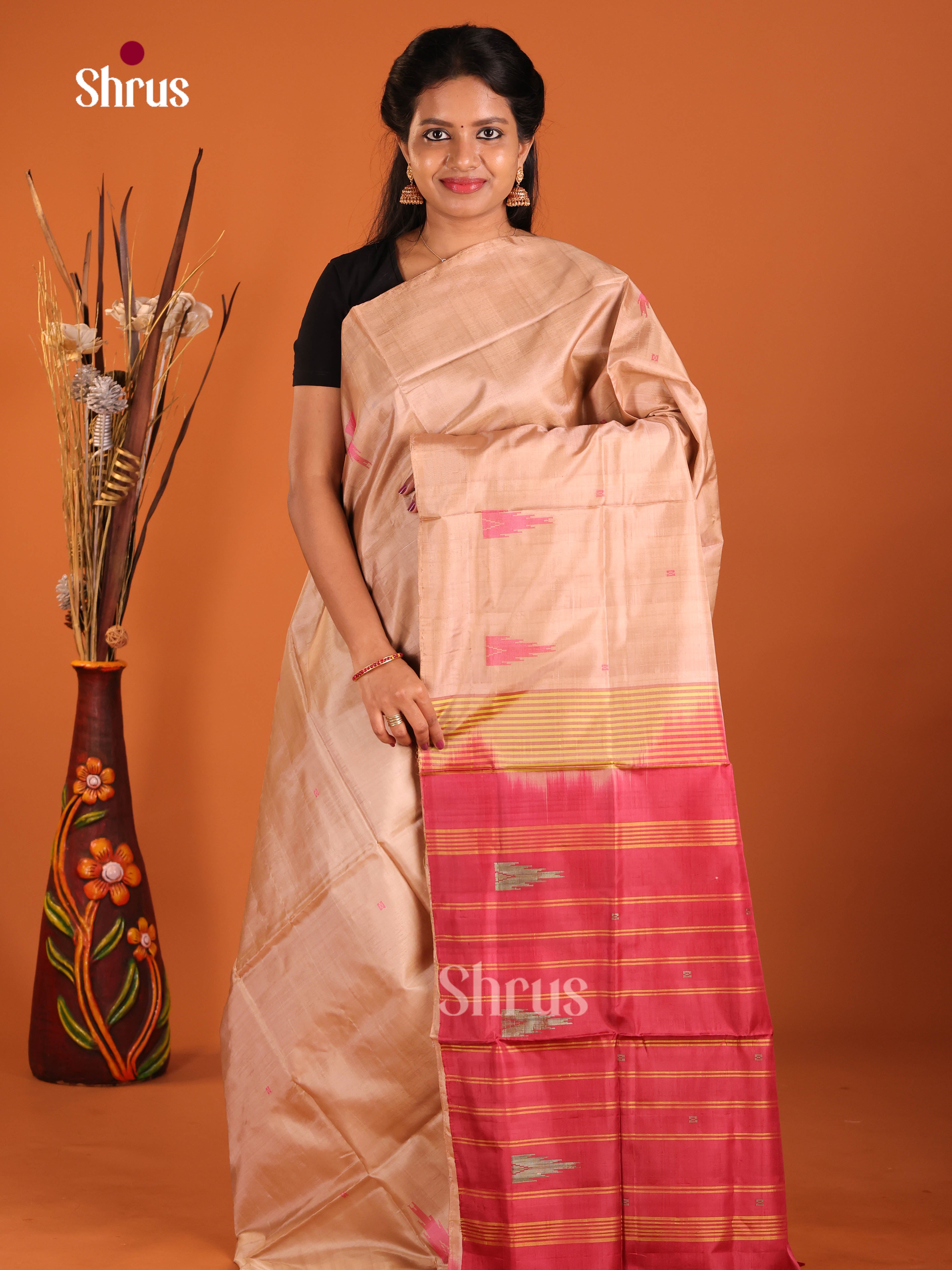 Dusty Brown & Red - Banana Pith without blouse Saree - Shop on Shrus.com